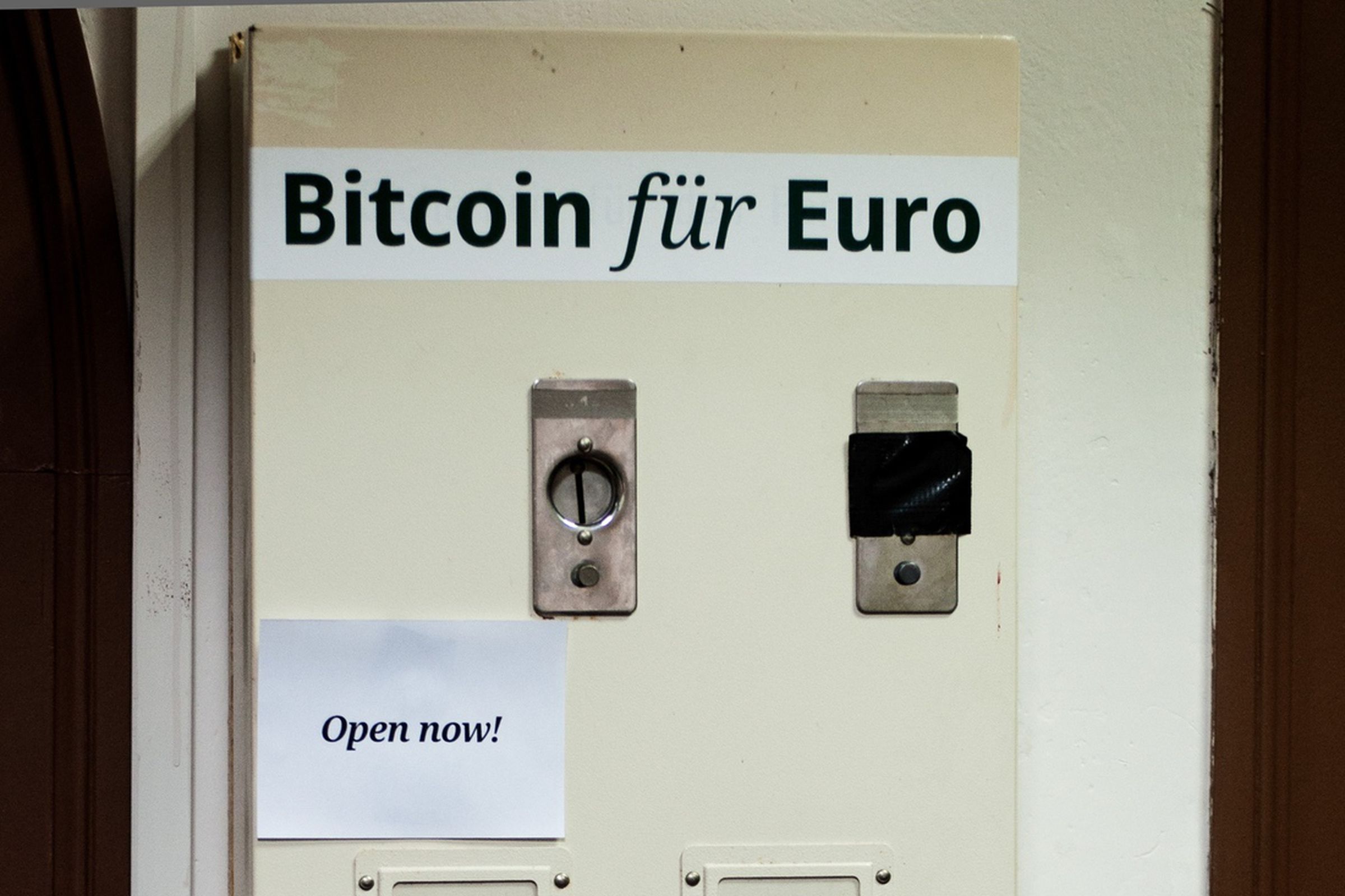Bitcoin vending machine