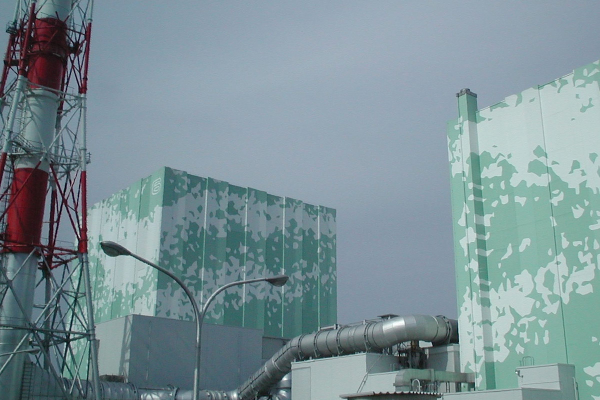 fukushima daiichi power plant (takuo kawamoto flickr)