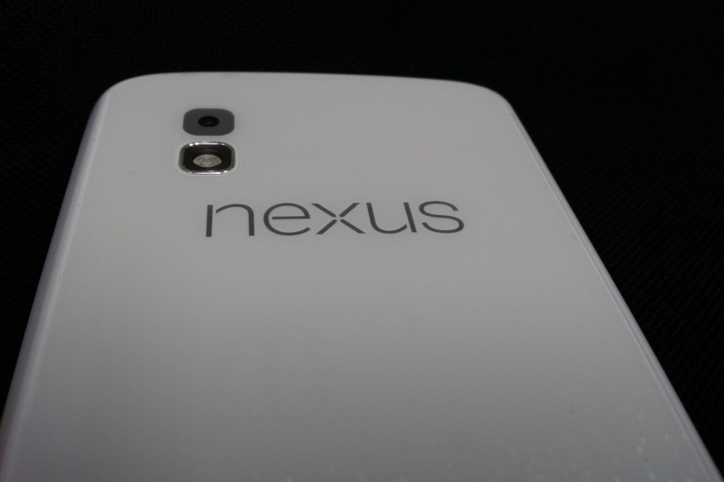 White Nexus 4 PhoneArena