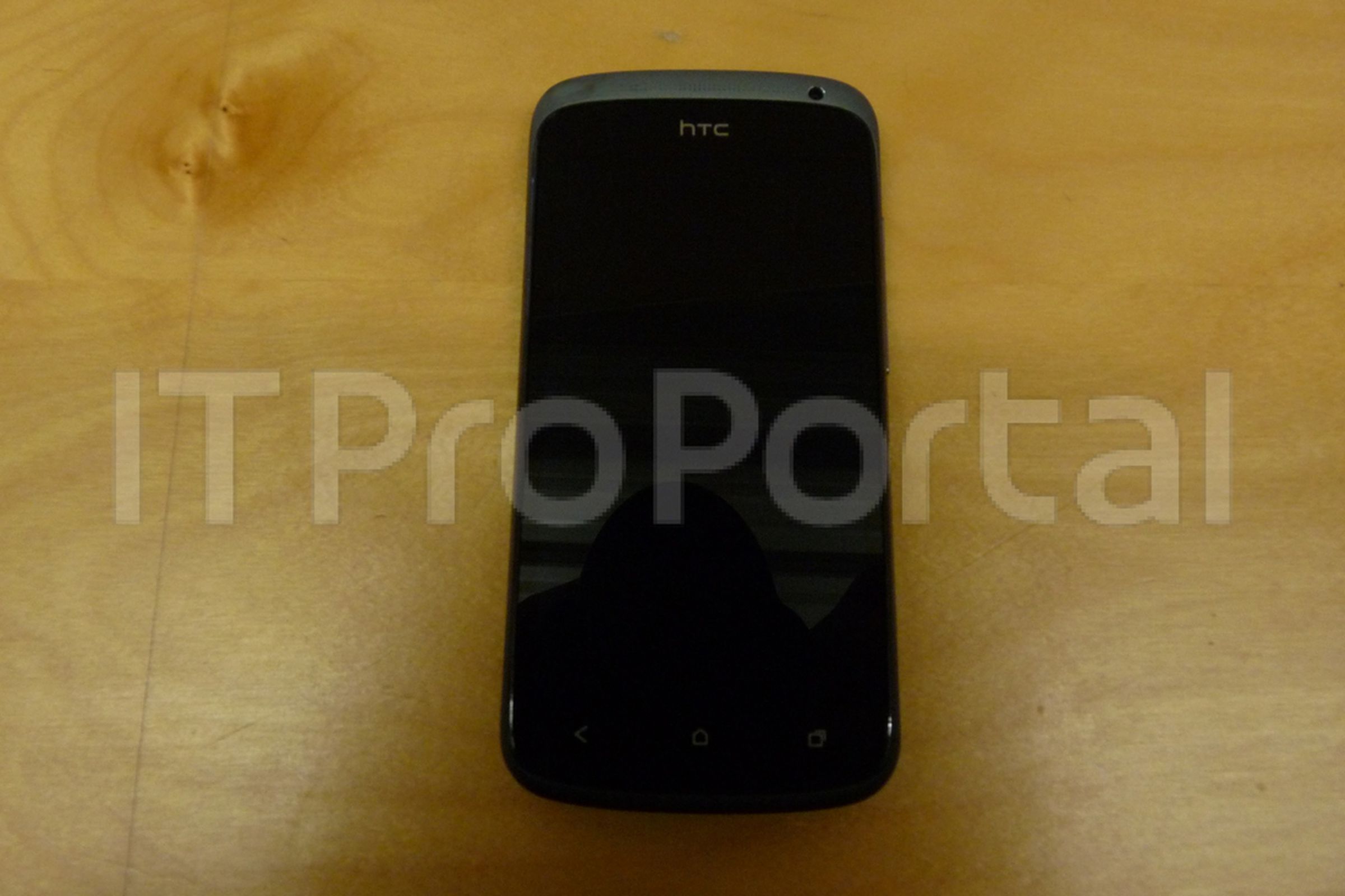 HTC One X One S leaked image ITProPortal