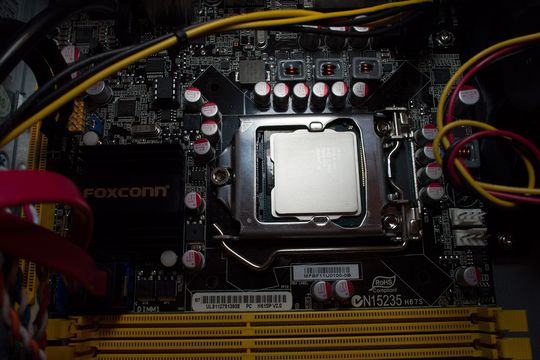 The CPU catastrophe will hit hardest in the cloud - The Verge