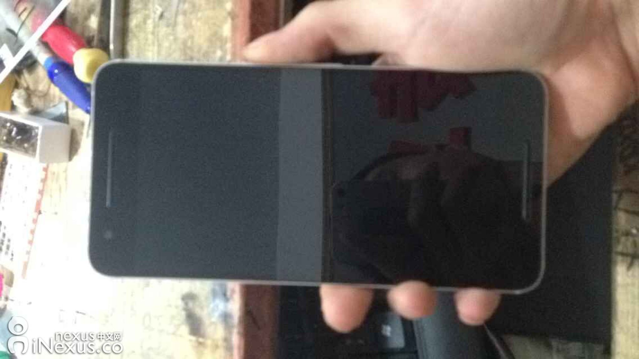 Leaked images reveal Huawei's Nexus with an unusual camera bump - The Verge