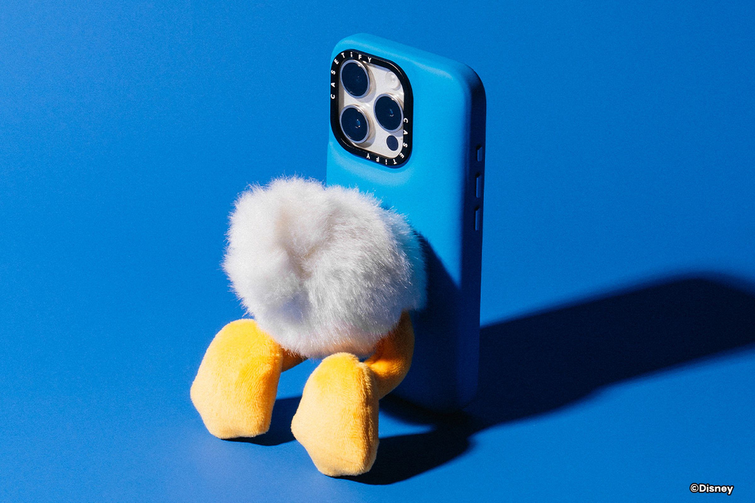 A phone case featuring Donald Duck’s protruding duck butt and floppy feet.