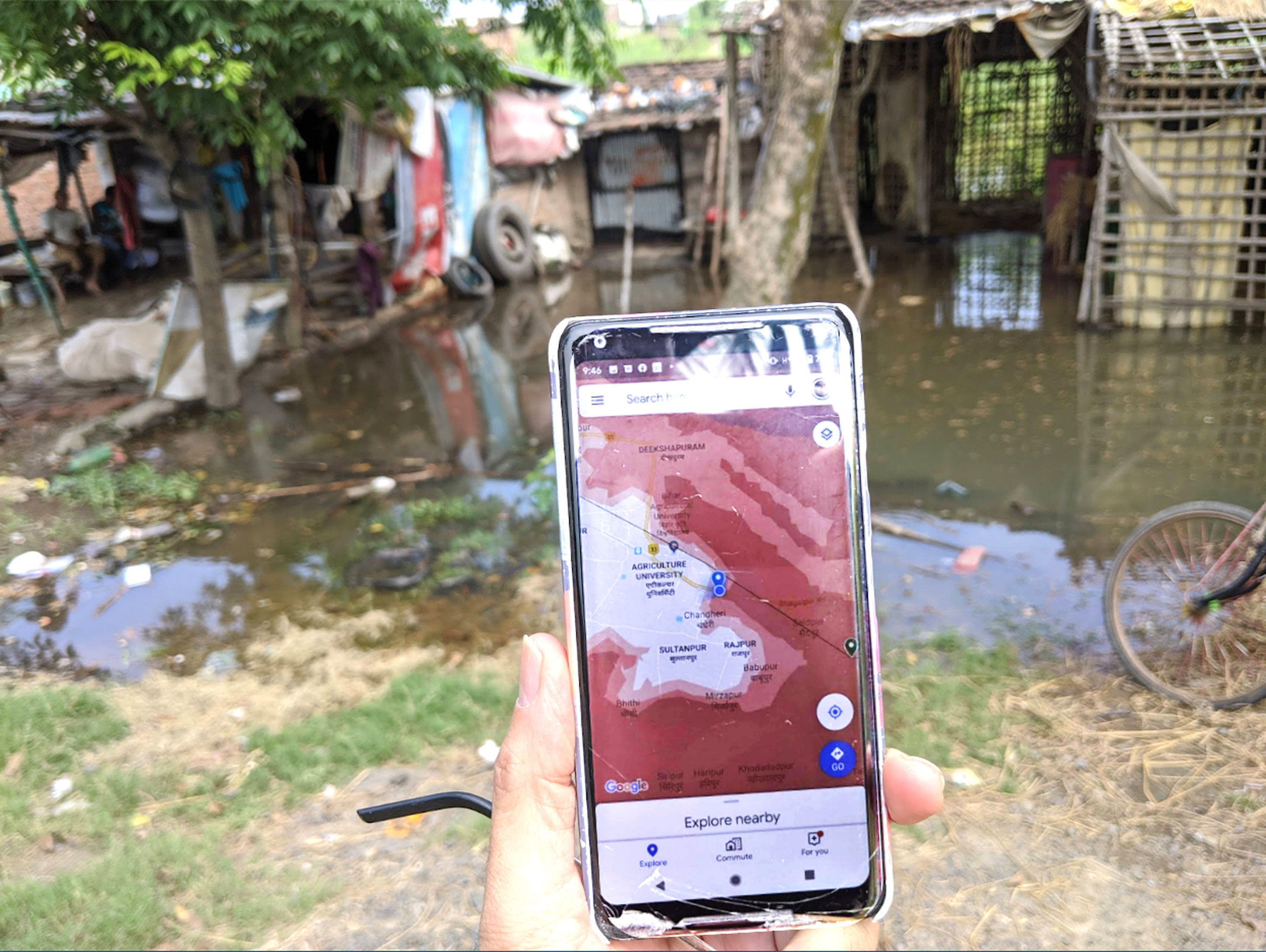 A photo from Yale researchers shows Google’s flood forecast service in use on the ground.