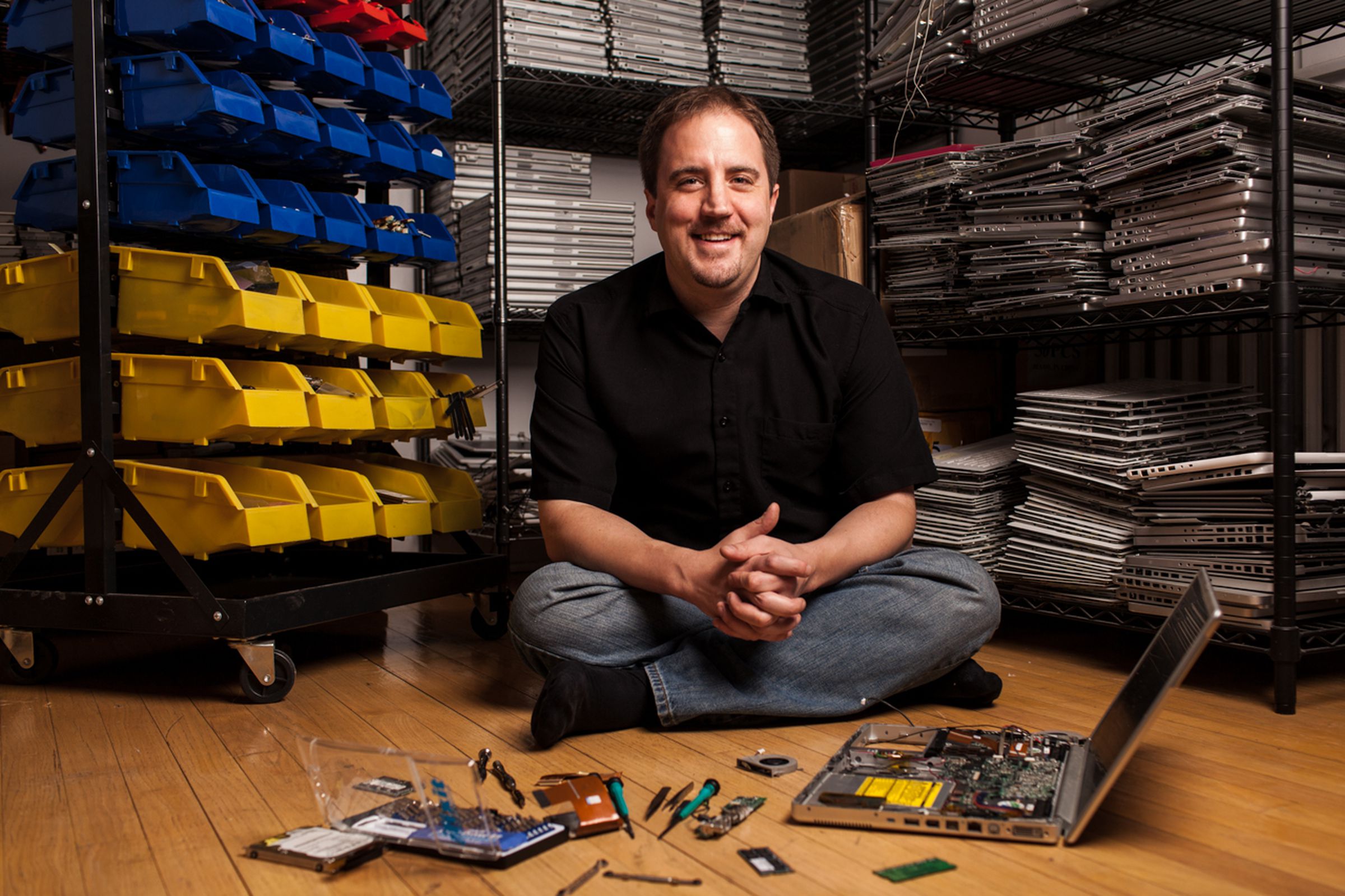 John Bumstead has for years refurbished and resold old Mac laptops, and as a result he’s become a well-known advocate of the right-to-repair movement. 