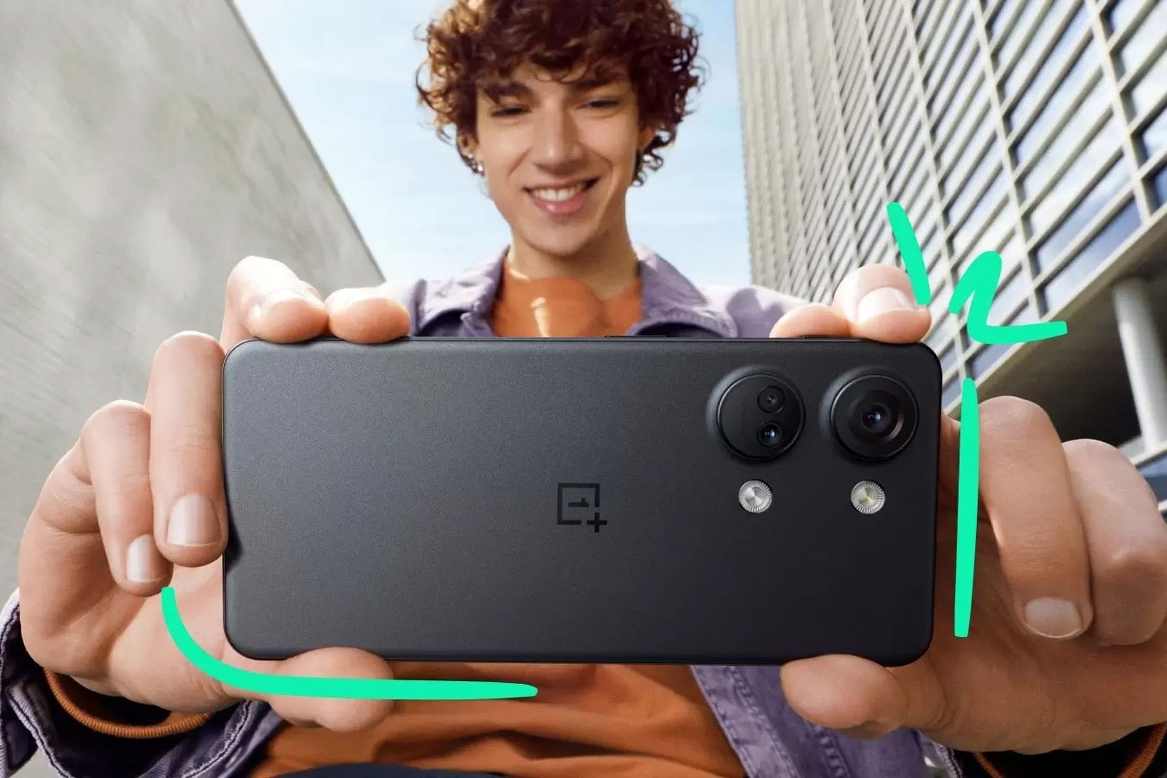 A model holds the OnePlus Nord 3.
