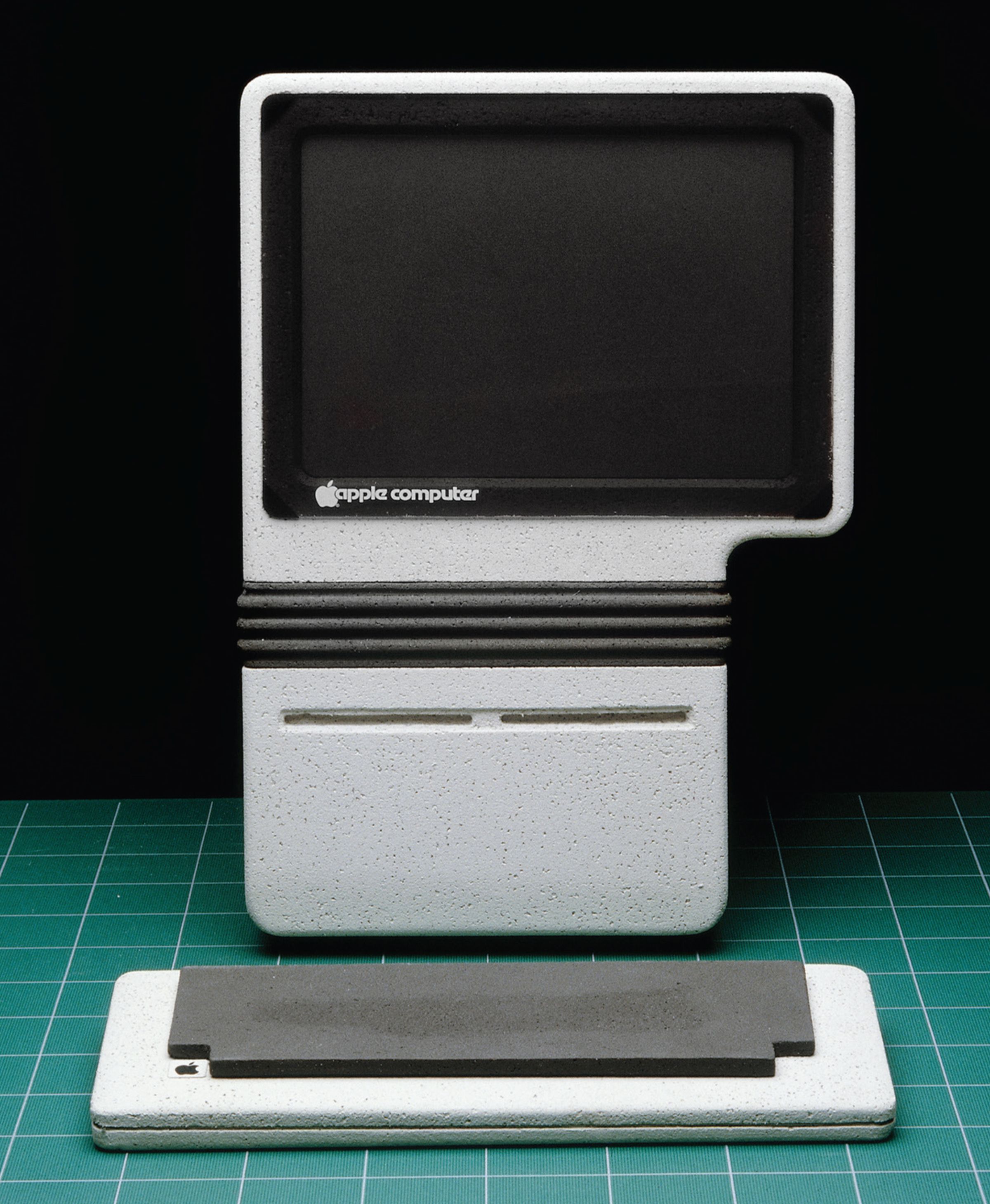 Early Apple prototypes from Frog Design's Hartmut Esslinger