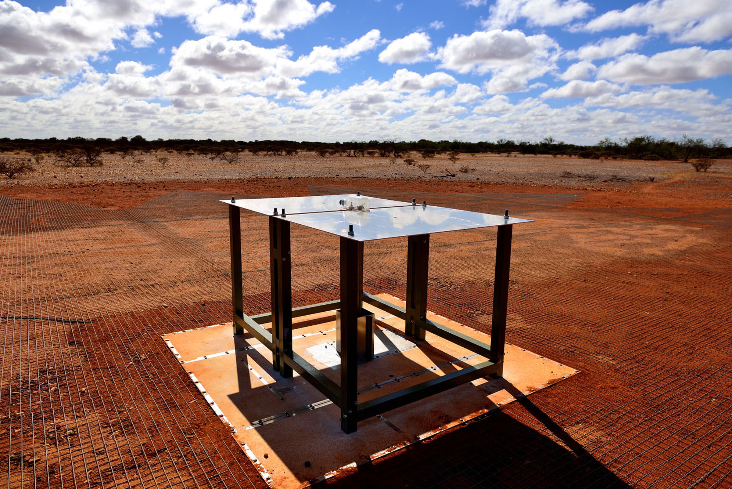 EDGES ground-based radio spectrometer, CSIRO’s Murchison Radio-astronomy Observatory in Western Australia
