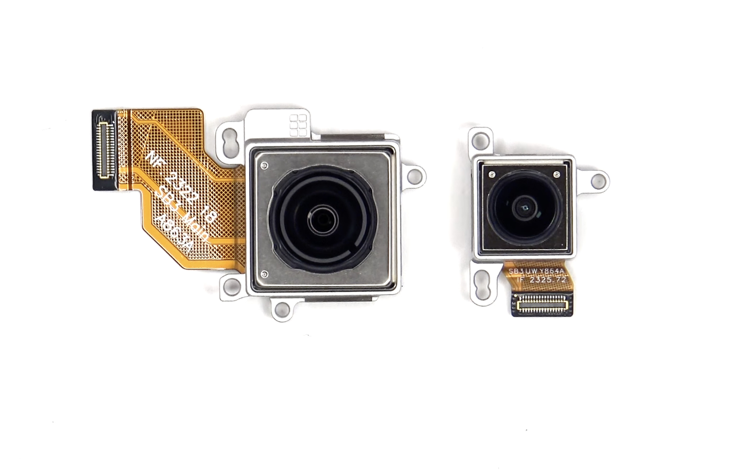 Here’s a look at the Pixel 8’s main 50MP sensor and 12MP ultrawide camera.
