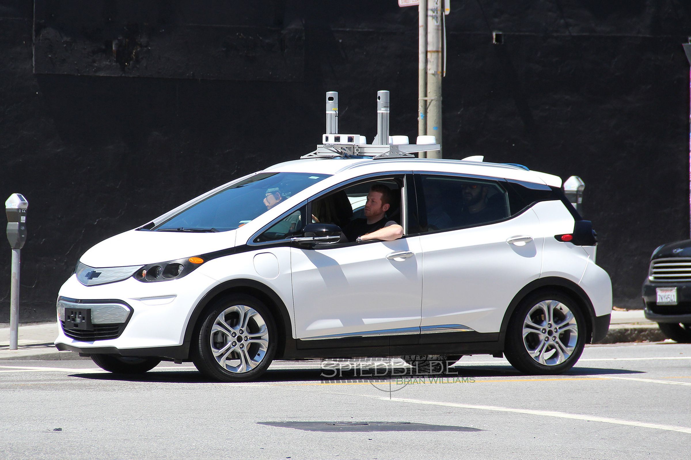 chevy-bolt-self-driving-01