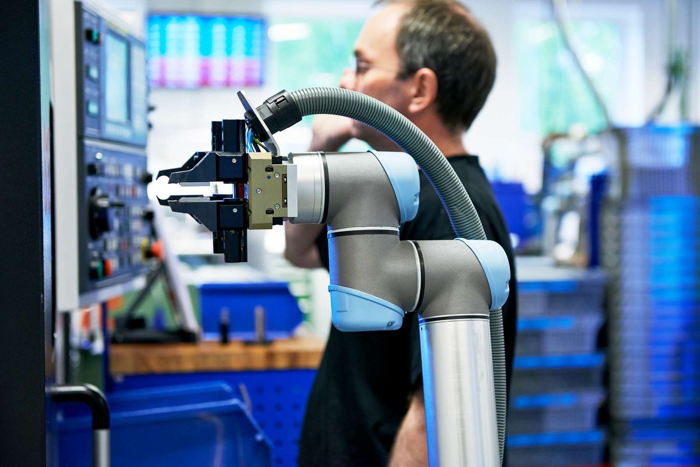 Машинное зрение обучение. Промышленные роботы. Роботы для автоматизации производства. Роботы в промышленности. Искусственный интеллект d промышленности.