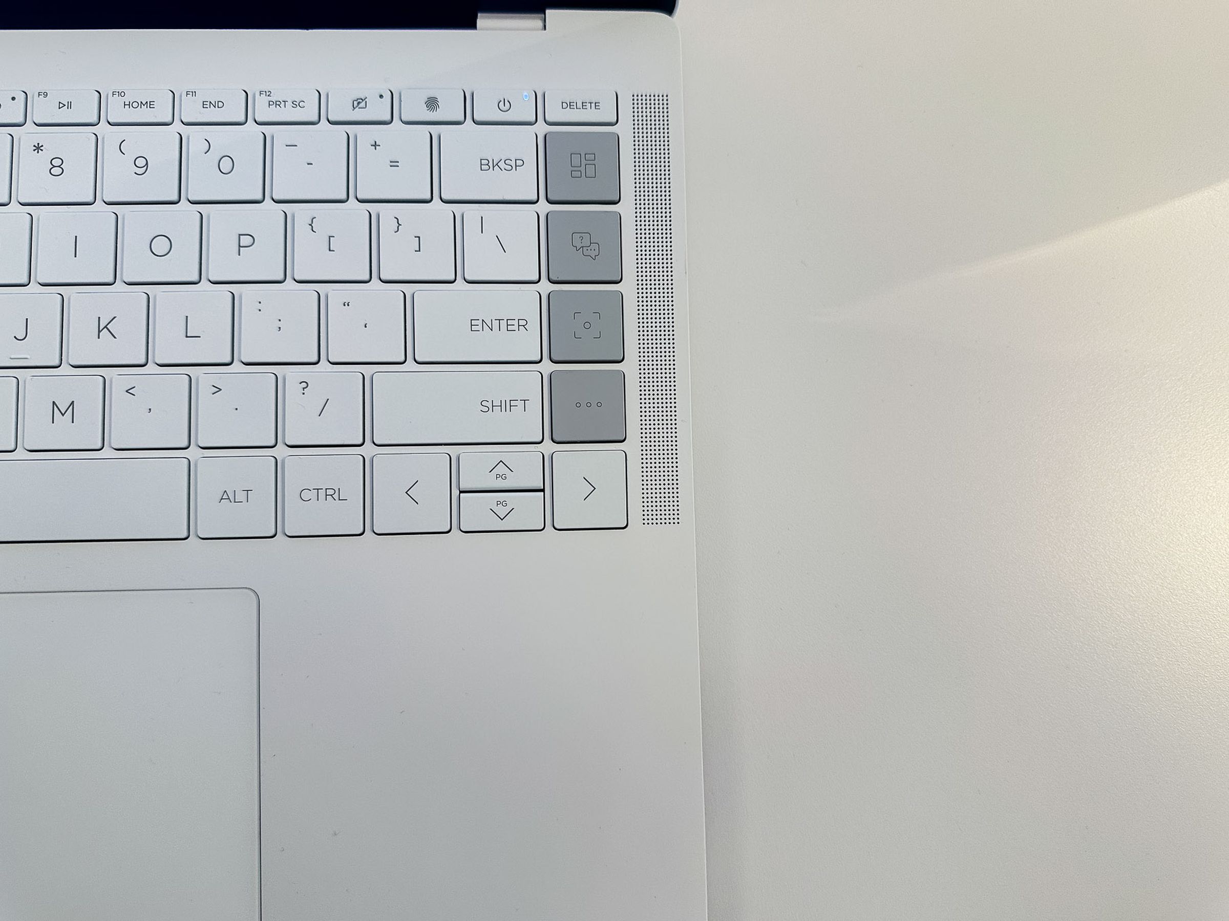Shortcut keys on the HP Dragonfly Pro keyboard.