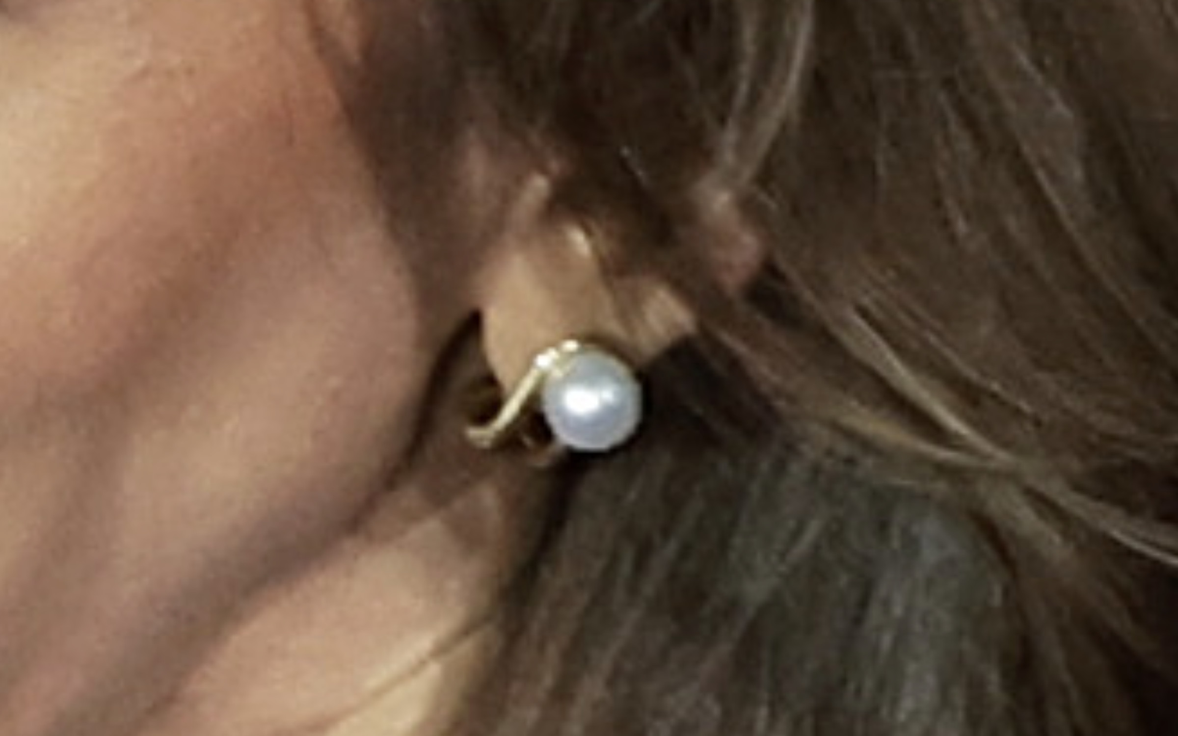 Nova H1 Audio Earrings - Figure 1