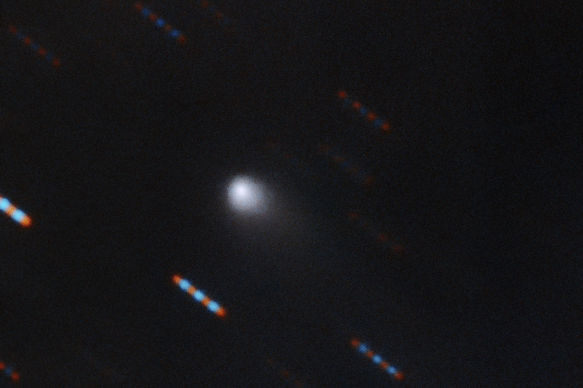 A composite image of C/2019 Q4 taken by the Gemini Observatory.