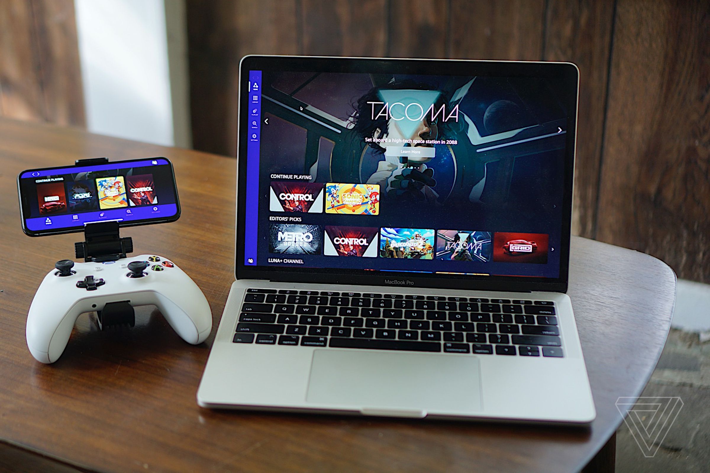 Two devices streaming games from Amazon Luna