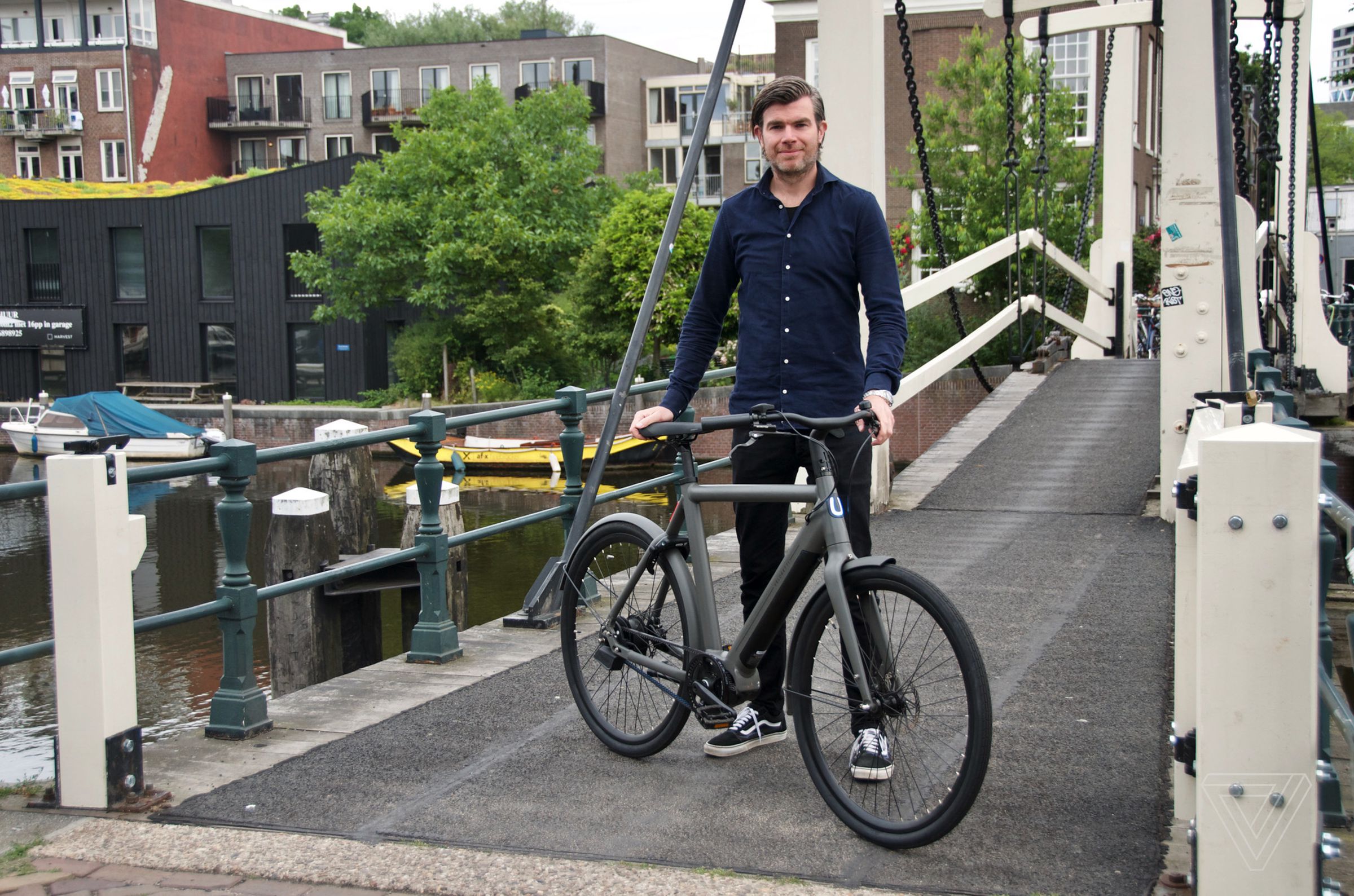 Veloretti founder Ferry Zonder and an Ace e-bike prototype in Amsterdam. He’s very, very tall.