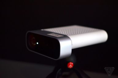A closer look at Microsoft’s new Kinect sensor - The Verge