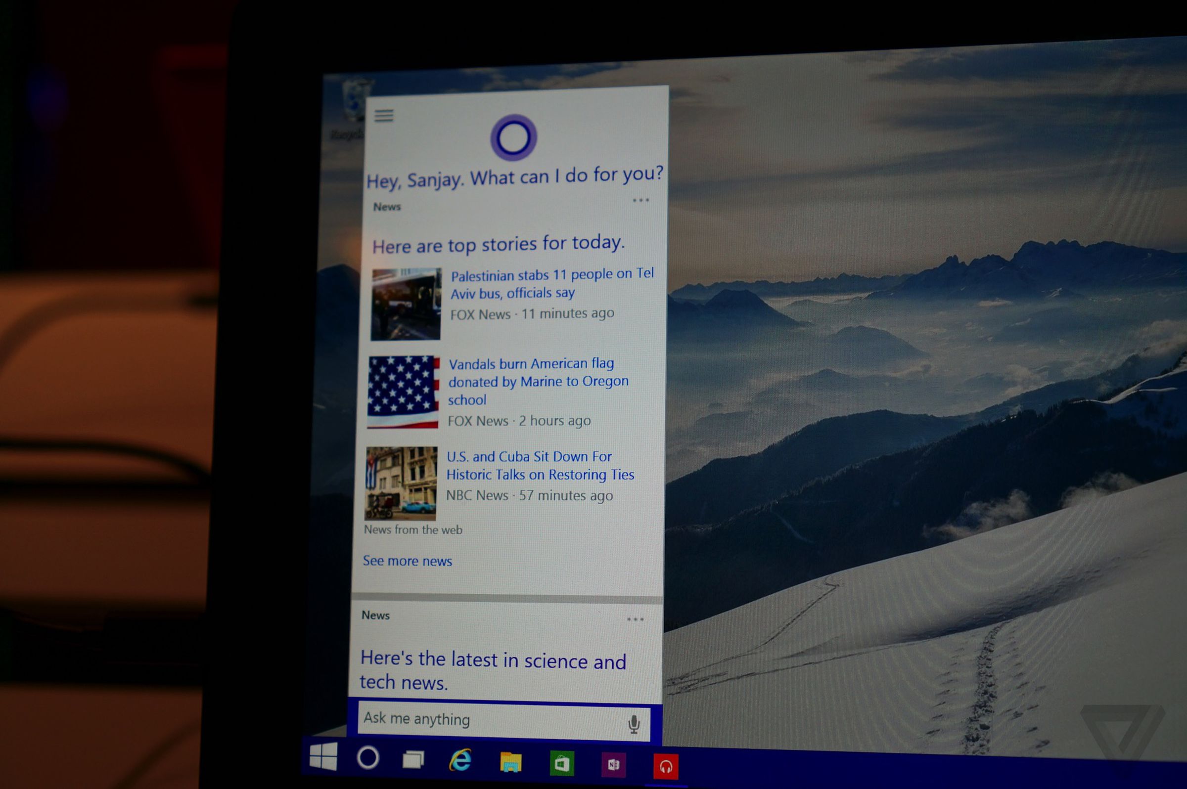 Windows 10 tablet hands-on photos