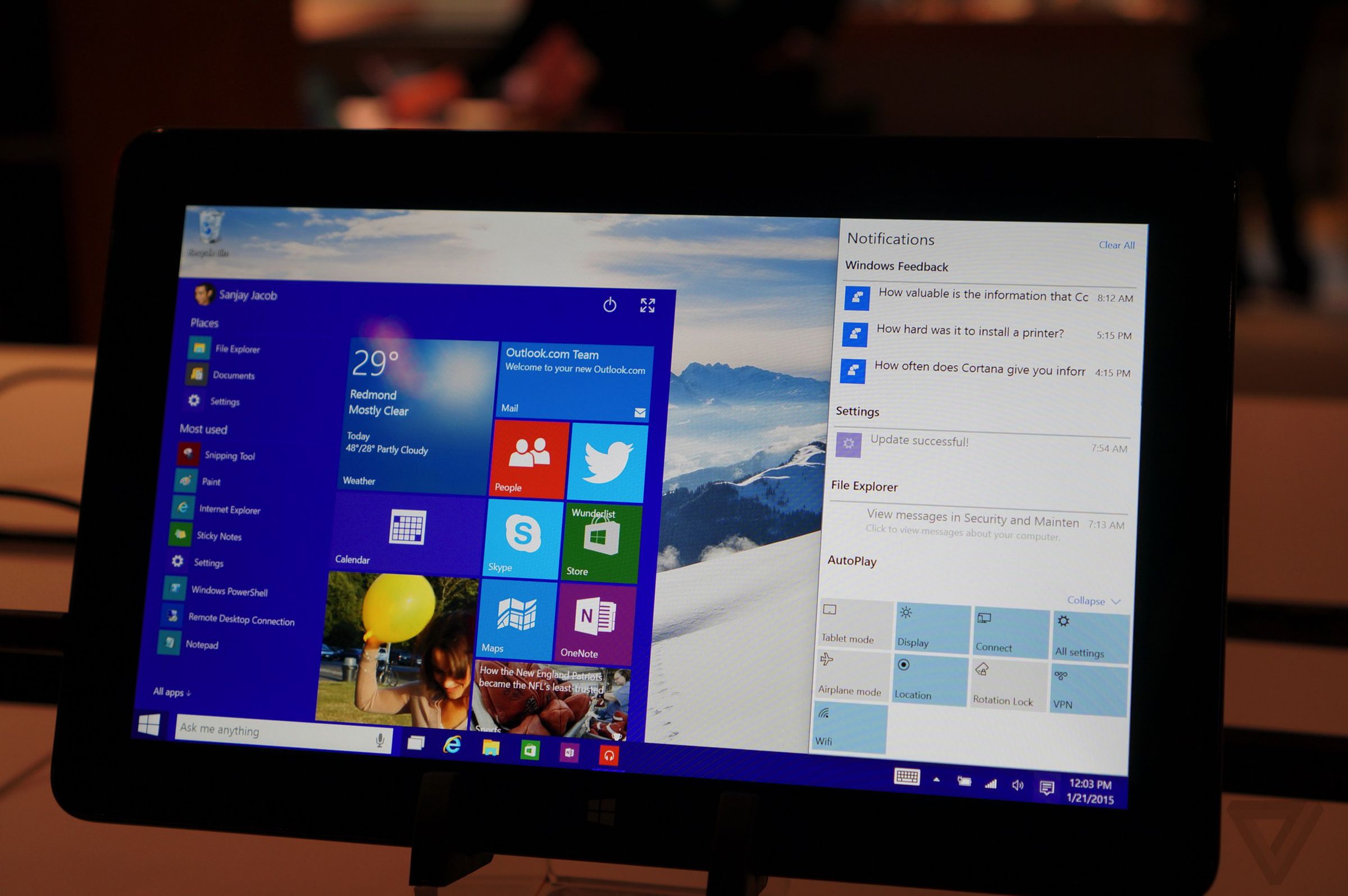 Windows 10 tablet hands-on photos