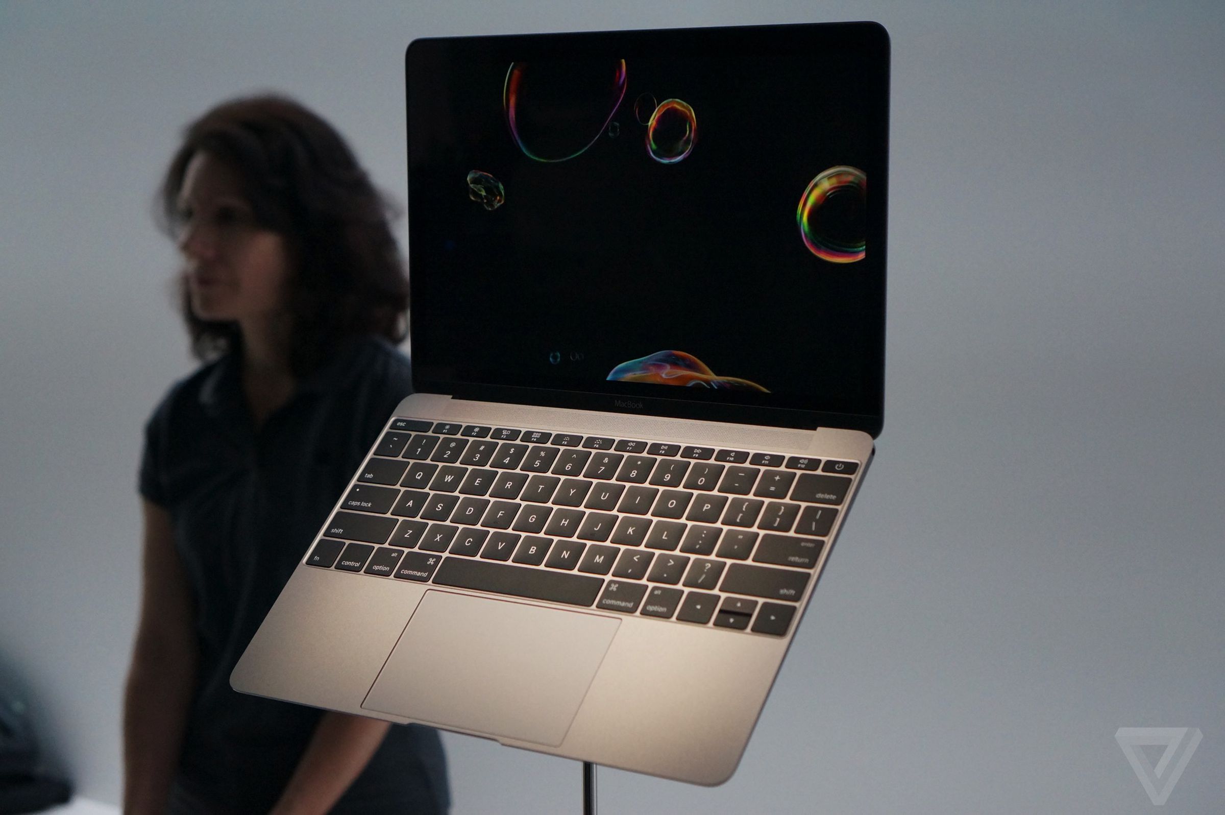 The new Macbook with Retina Display hands-on photos