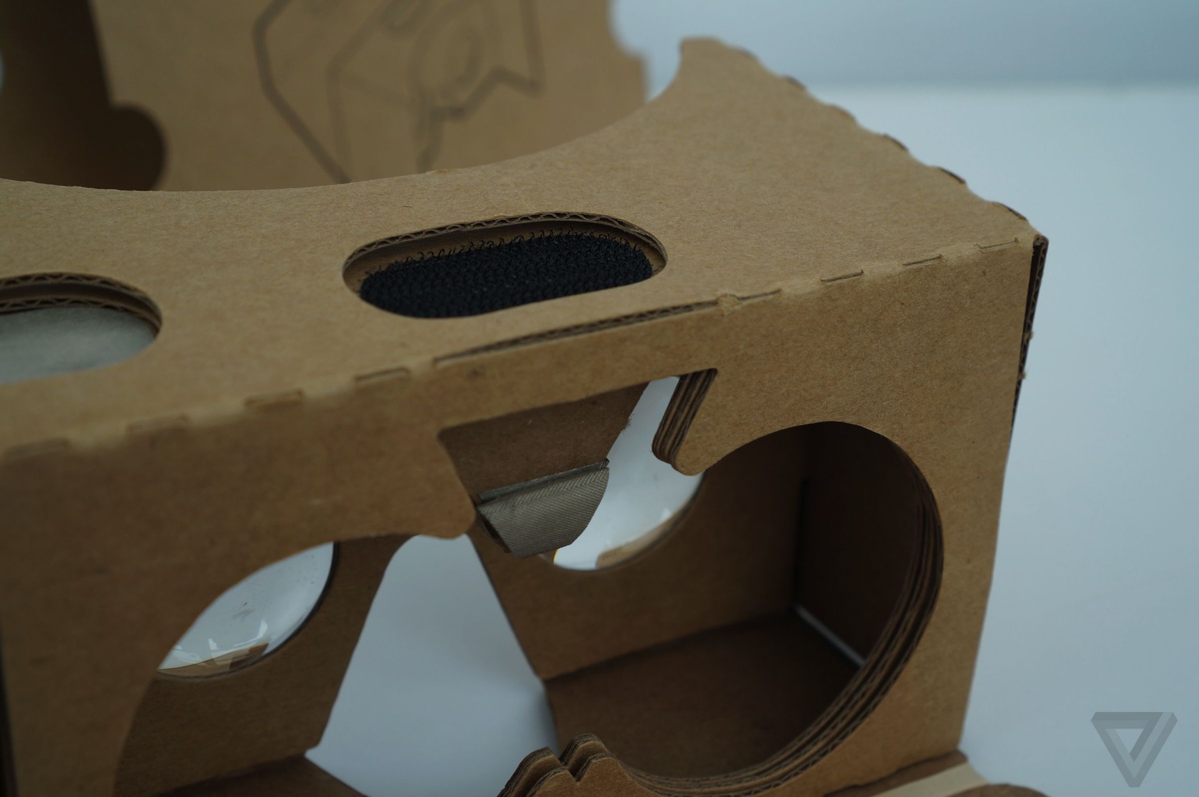 Google's new Cardboard hardware