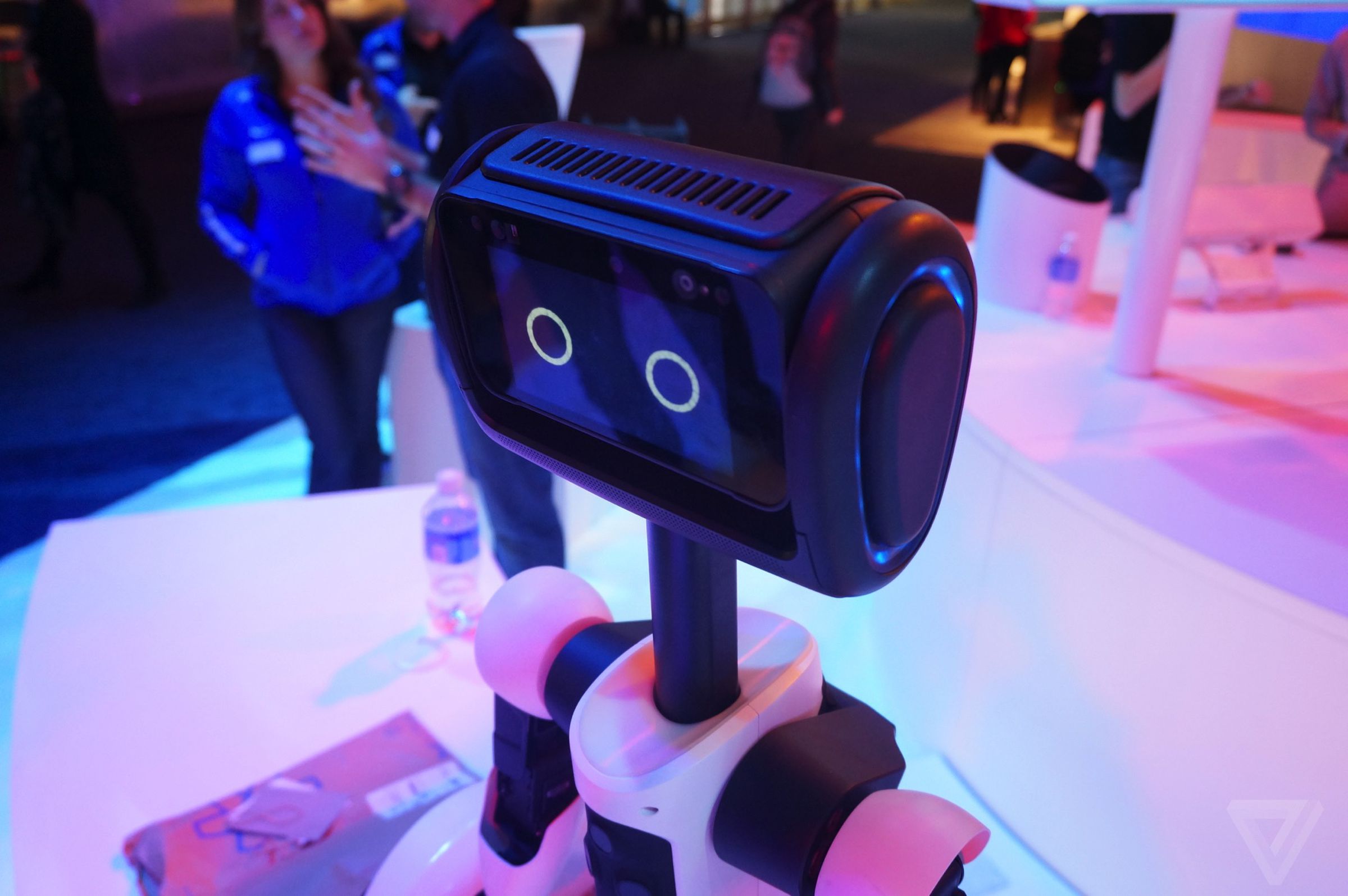 Segway Robot Butler hands-on photos