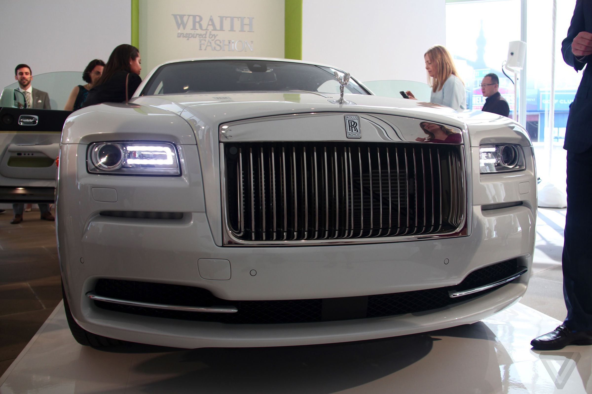 Rolls-Royce Wraith Inspired by Fashion unveil