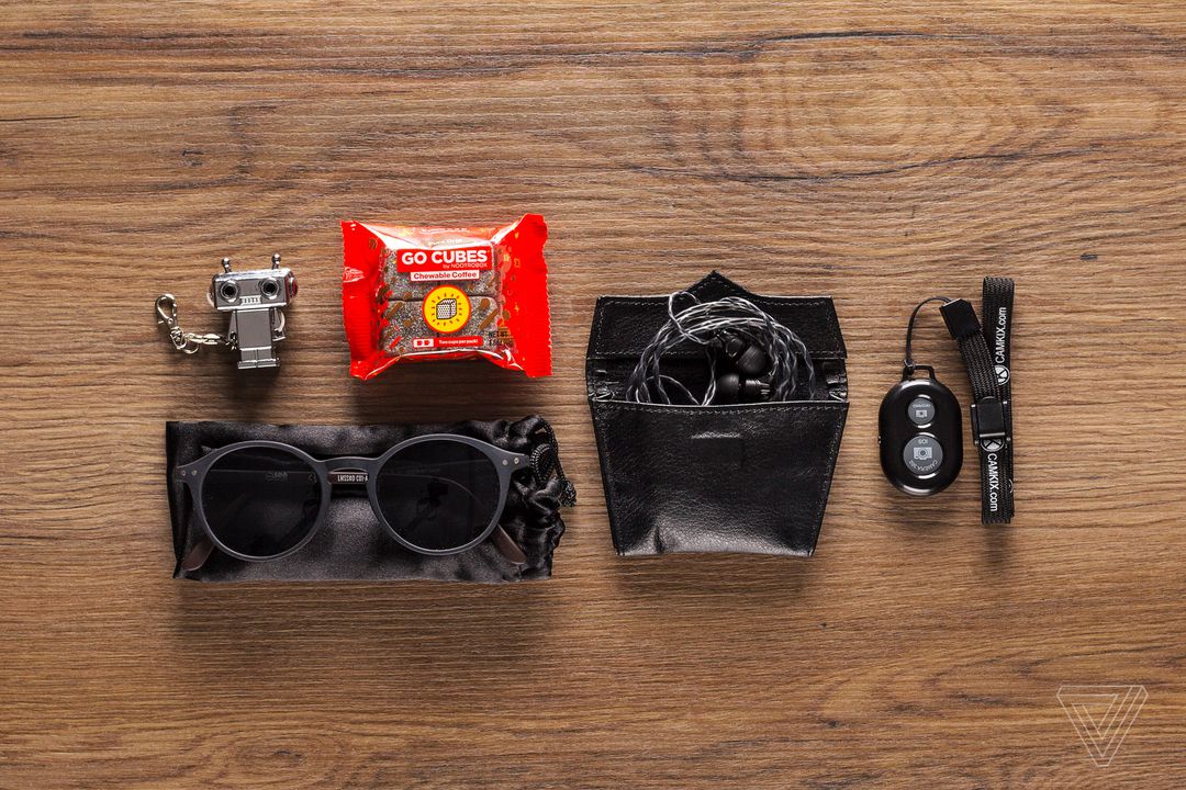 What’s in your bag, Dani Deahl? - The Verge
