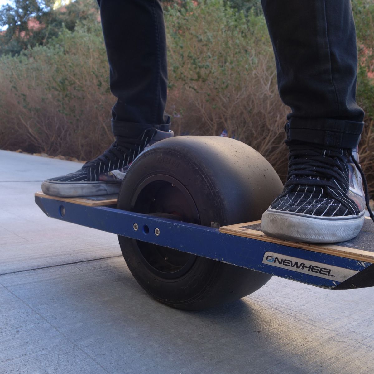 The Onewheel isn't a skateboard, but it's still fun as hell - The Verge