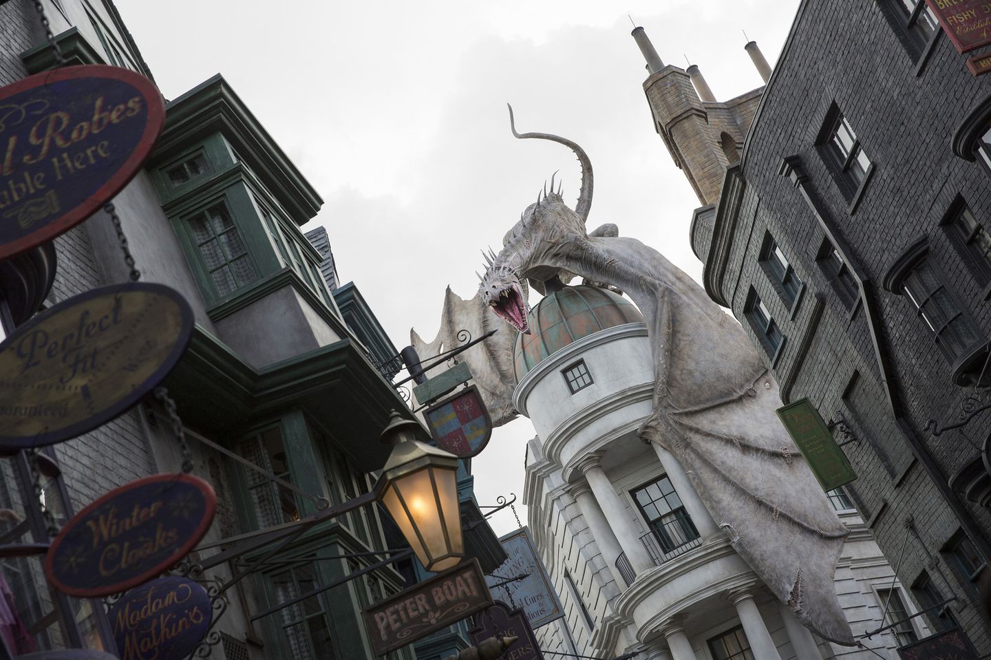 Diagon Alley from Harry Potter - The Verge