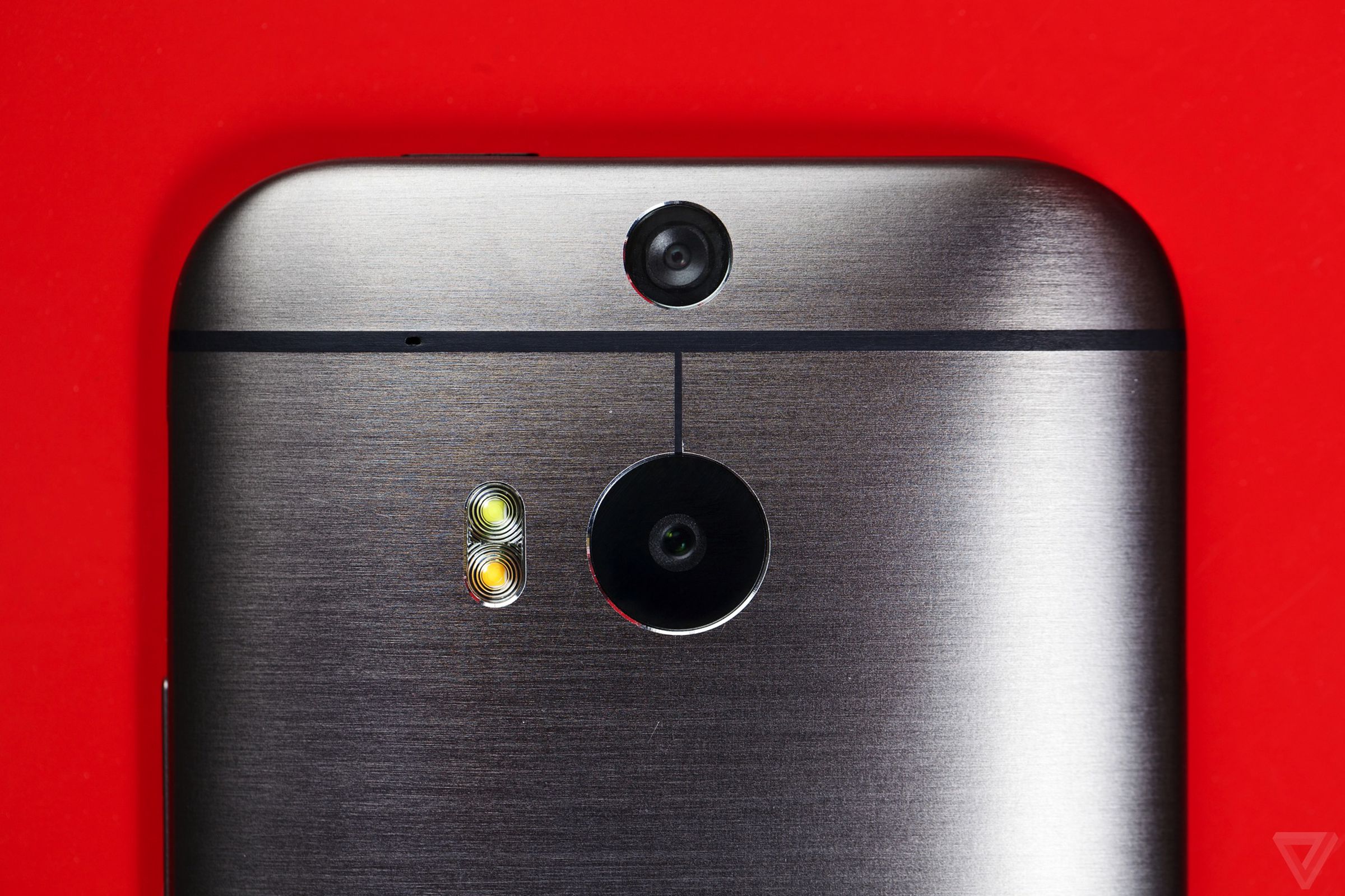 HTC One (M8) pictures