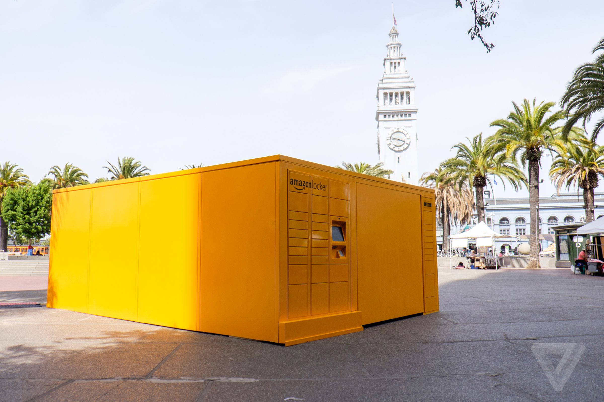 Amazon's 'Giant' locker in San Francisco