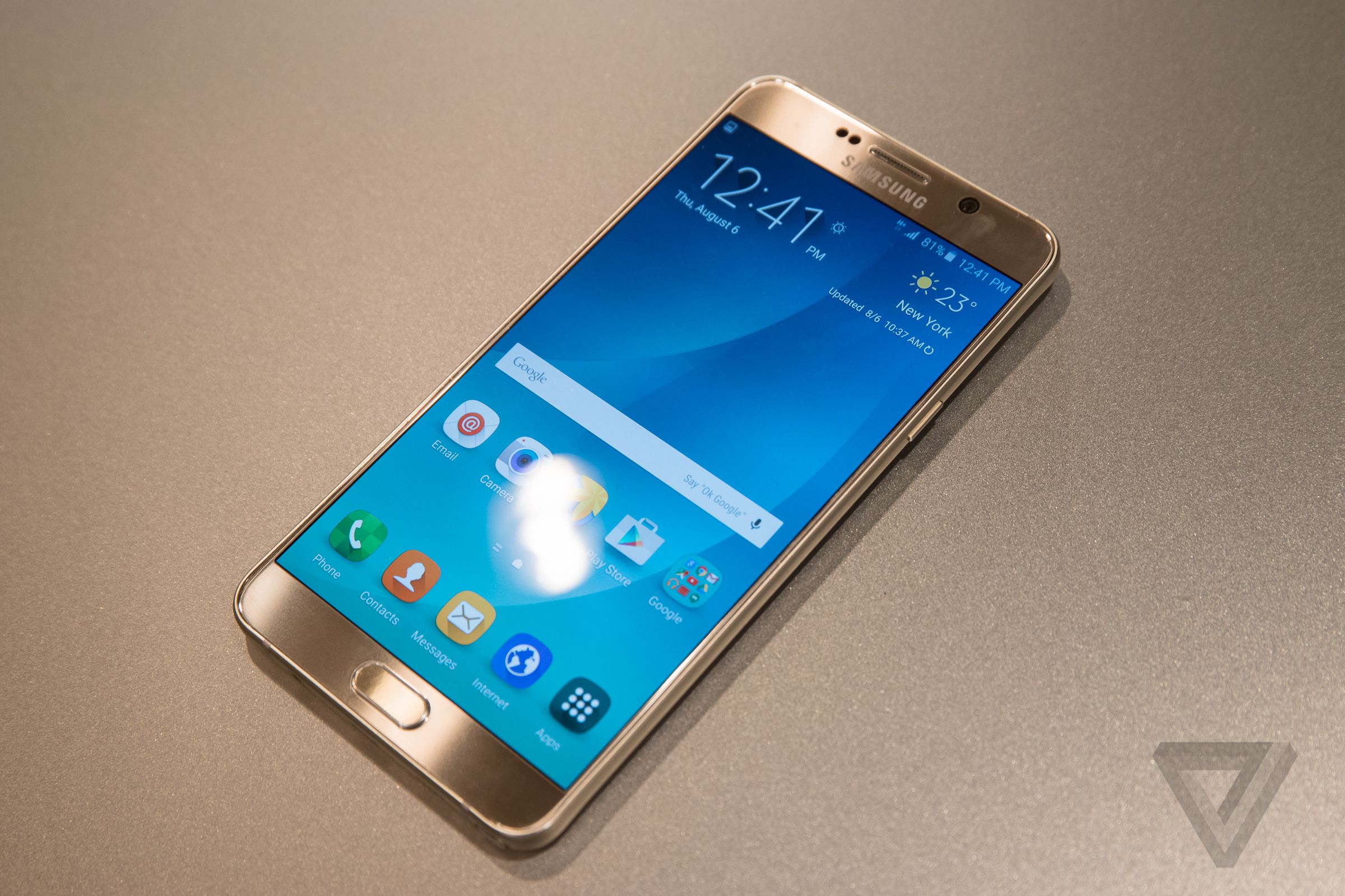 Samsung Galaxy Note 5 hands-on images
