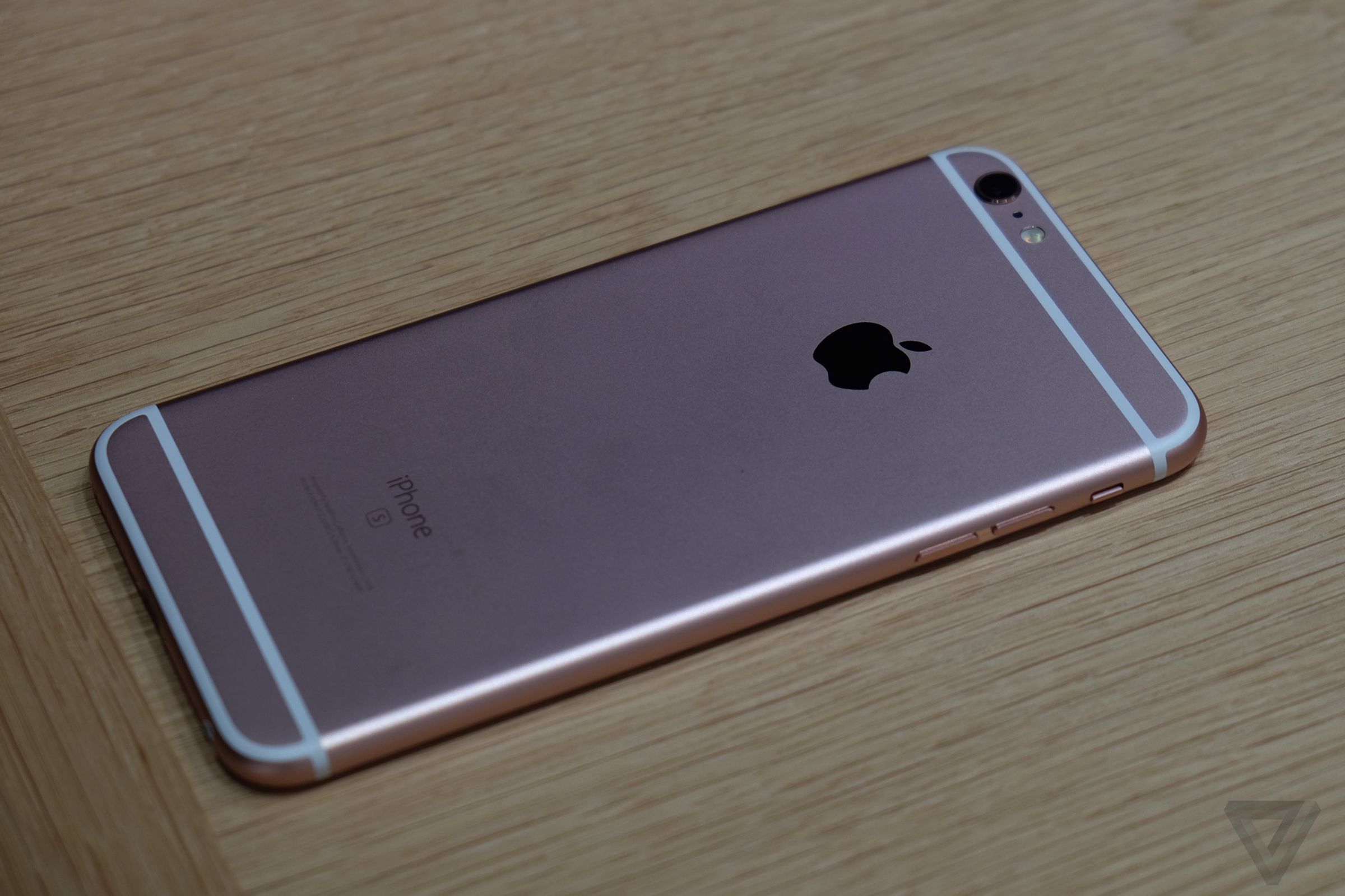 iPhone 6S and 6S Plus hands-on photos