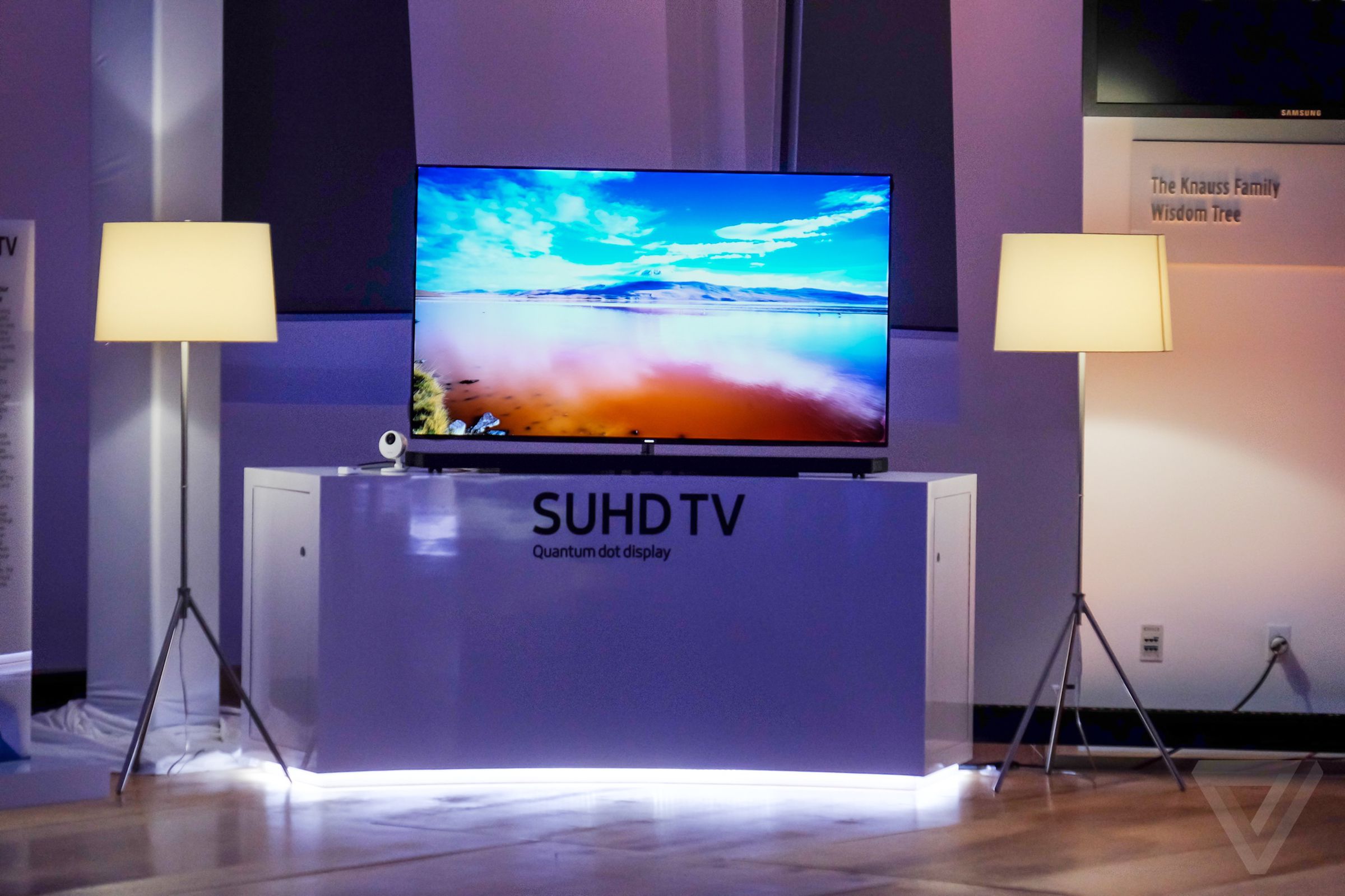 Samsung 2016 SUHD TV photos