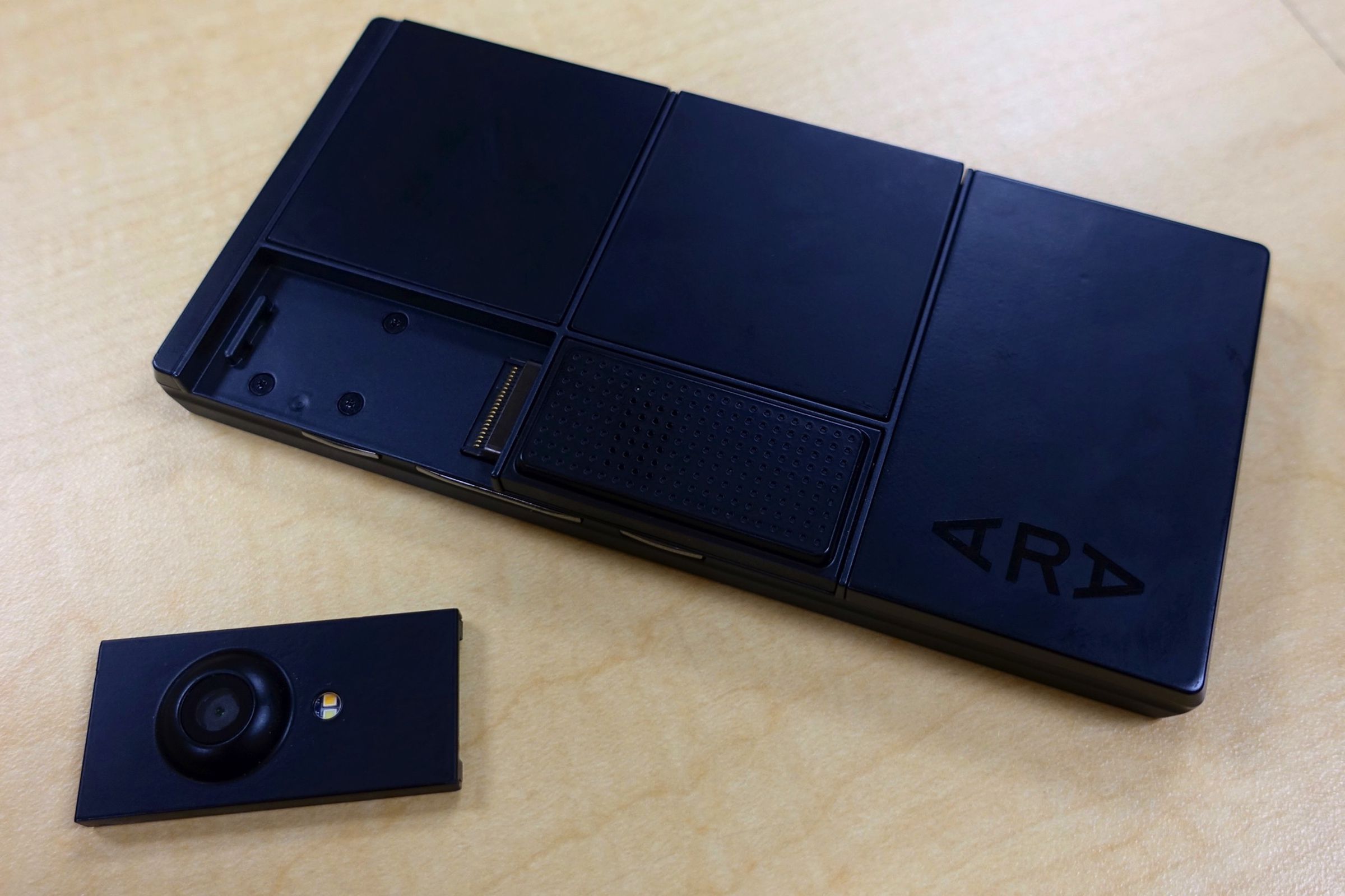Project Ara hands-on photos