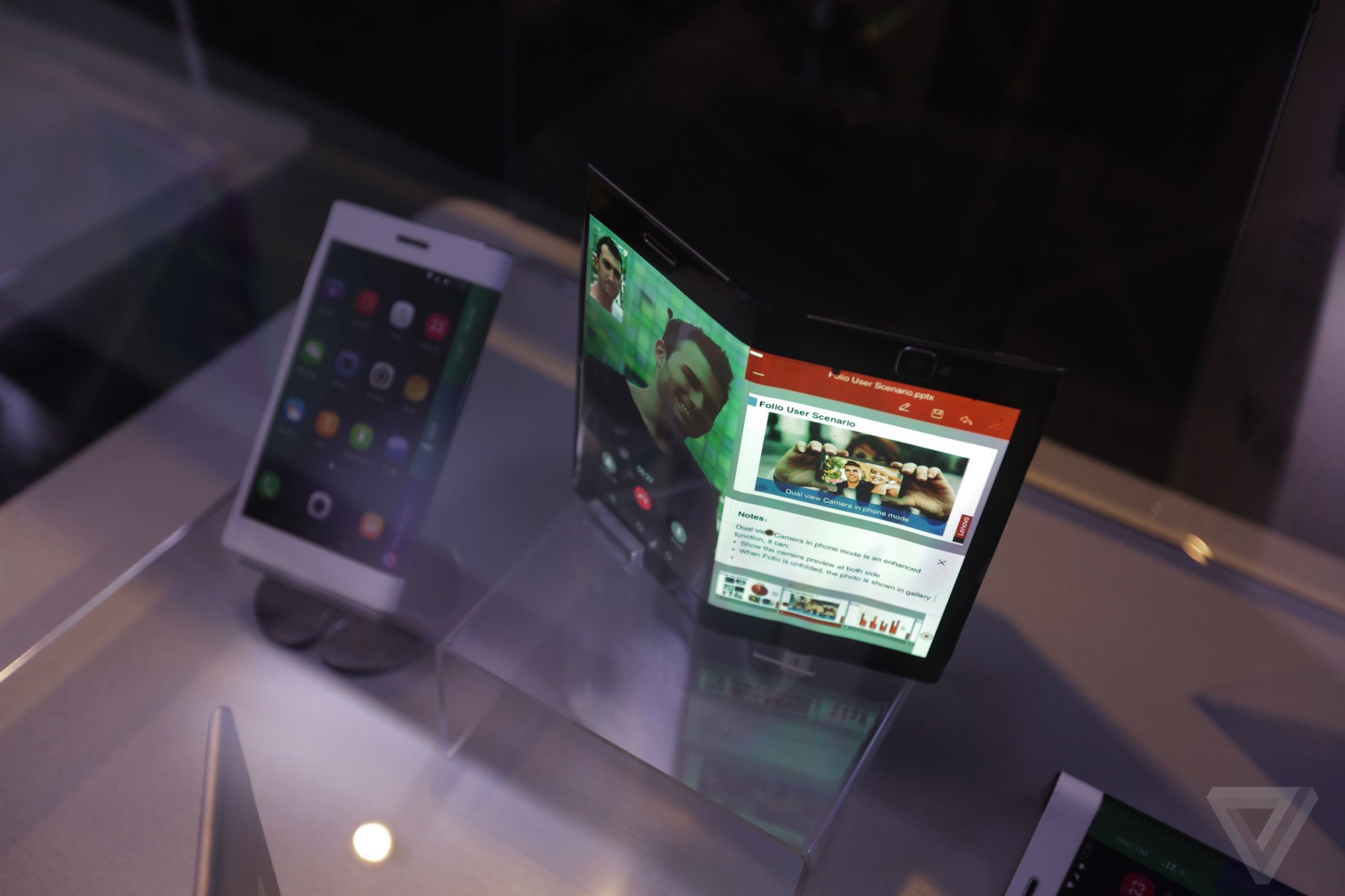 Lenovo's flexible phones and bendable tablets
