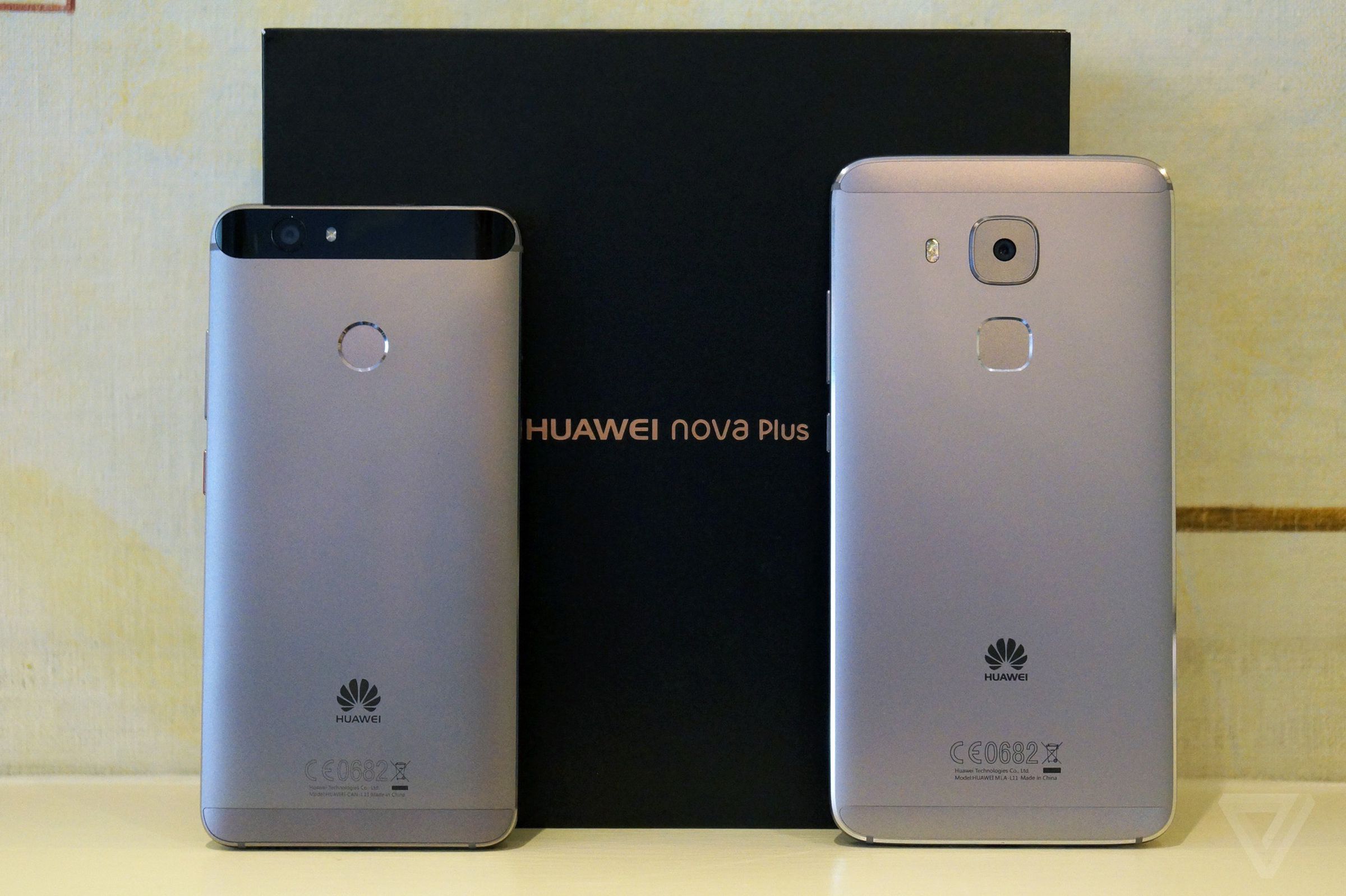 Huawei nova and nova Plus