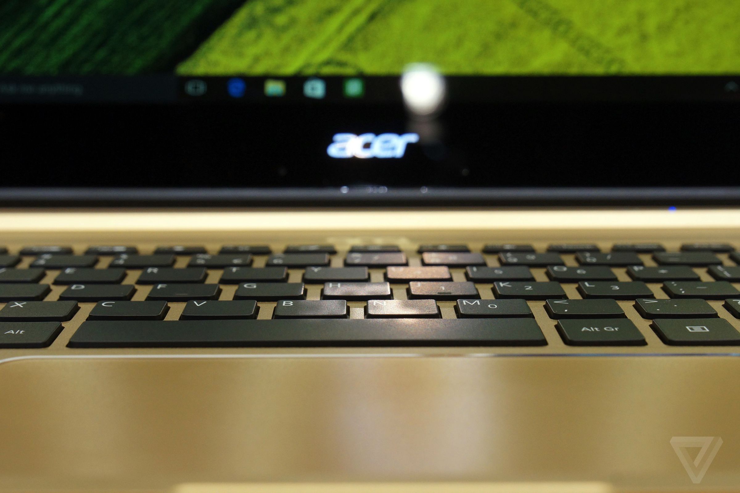Acer Swift 7 gallery