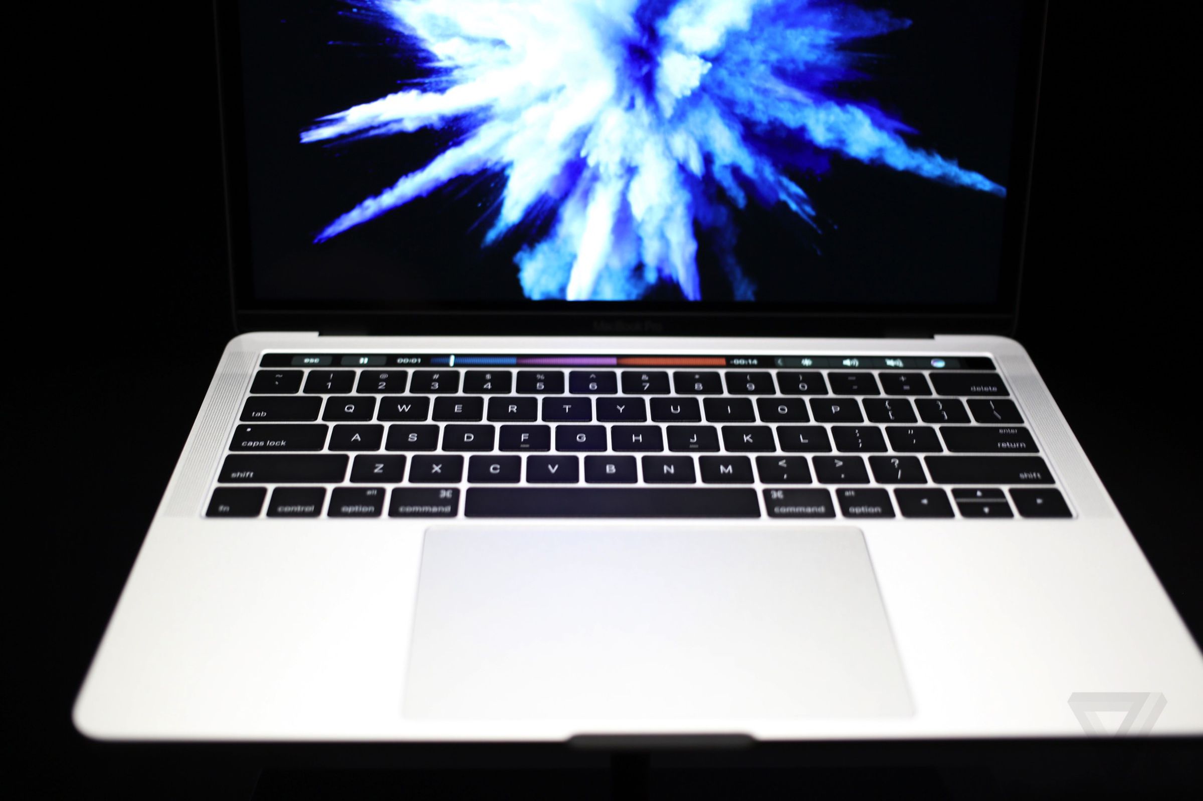 MacBook Pro 2016 hands-on photos