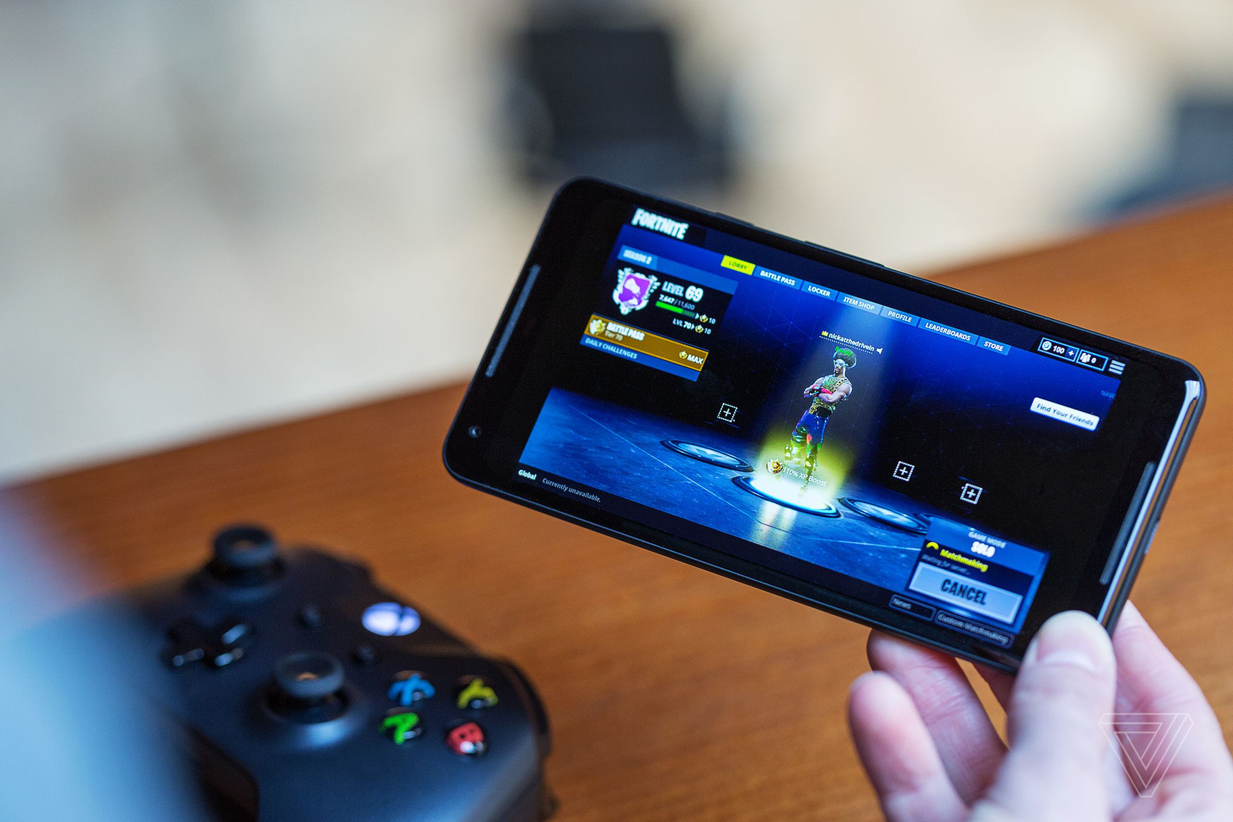 Blade’s Shadow can stream PC games playing on a Windows 10 virtual machine to an Android phone, so you can play games like Fortnite Battle Royale on a Google Pixel 2.