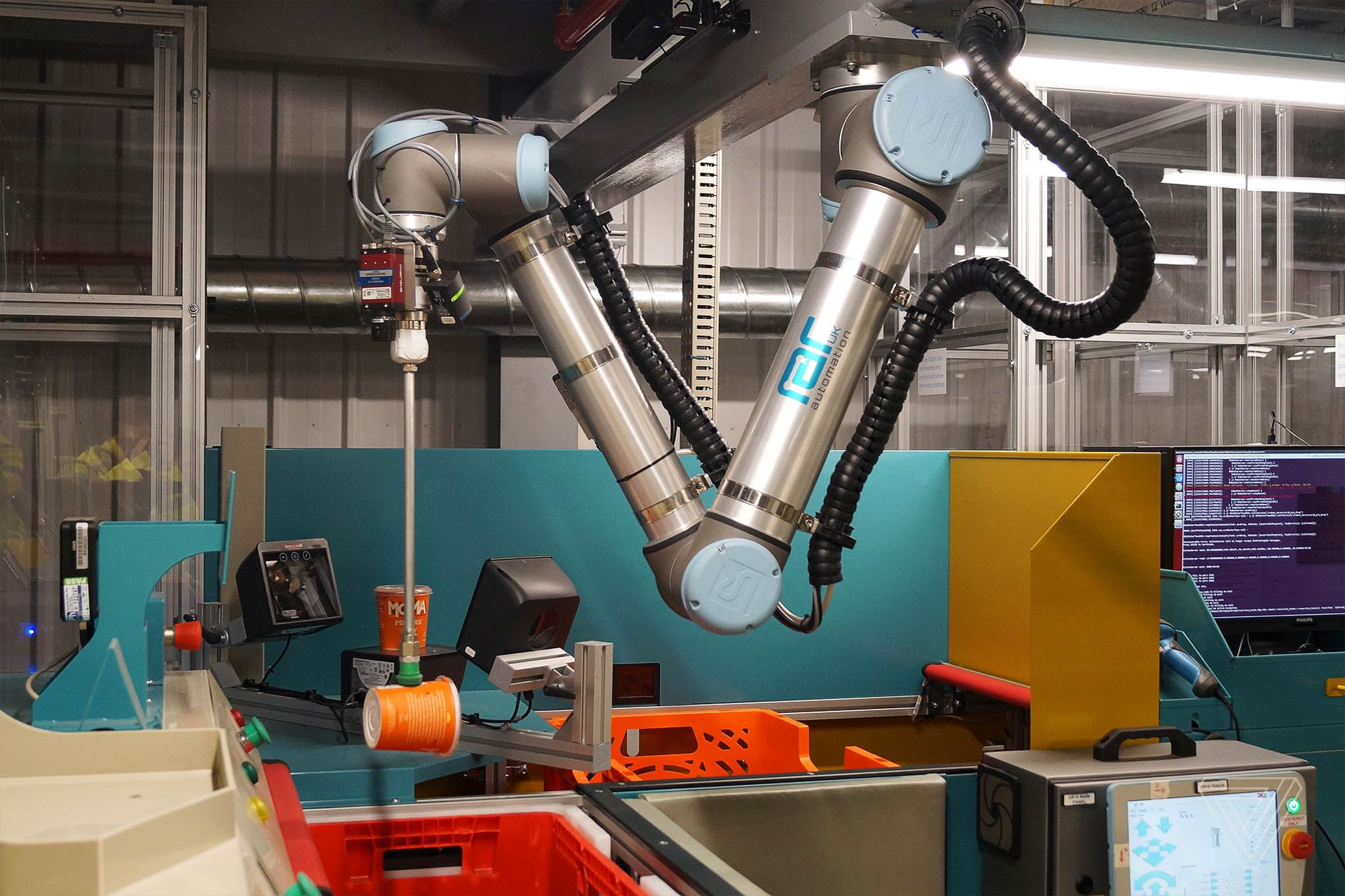 Ocado’s experimental industrial robot arm, designed to take over the work currently done by human “pickers.”