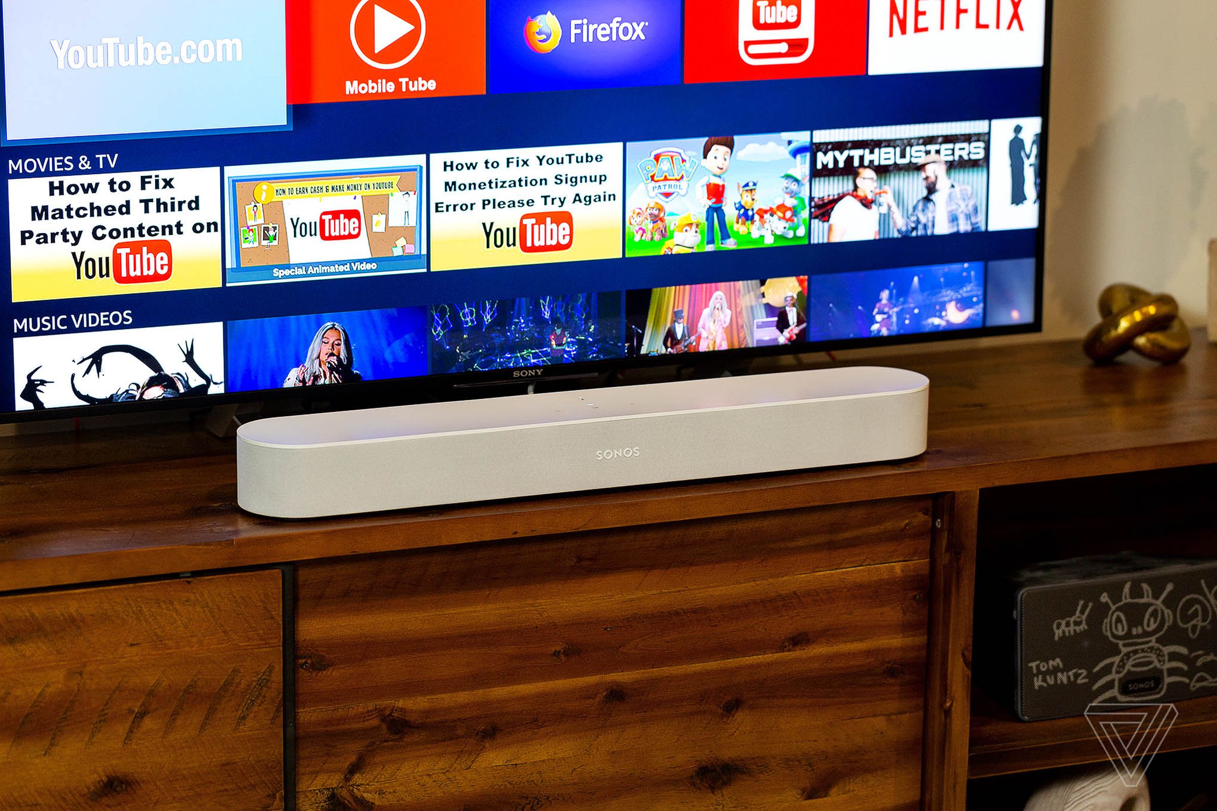 The Sonos Beam soundbar is available in white or black.