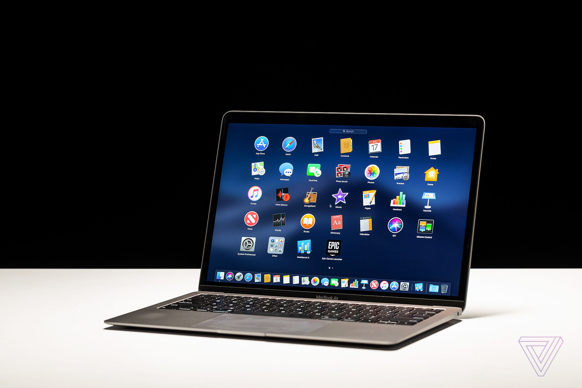 Apple MacBook Air 2018 review: Retina Display and new keyboard - The Verge