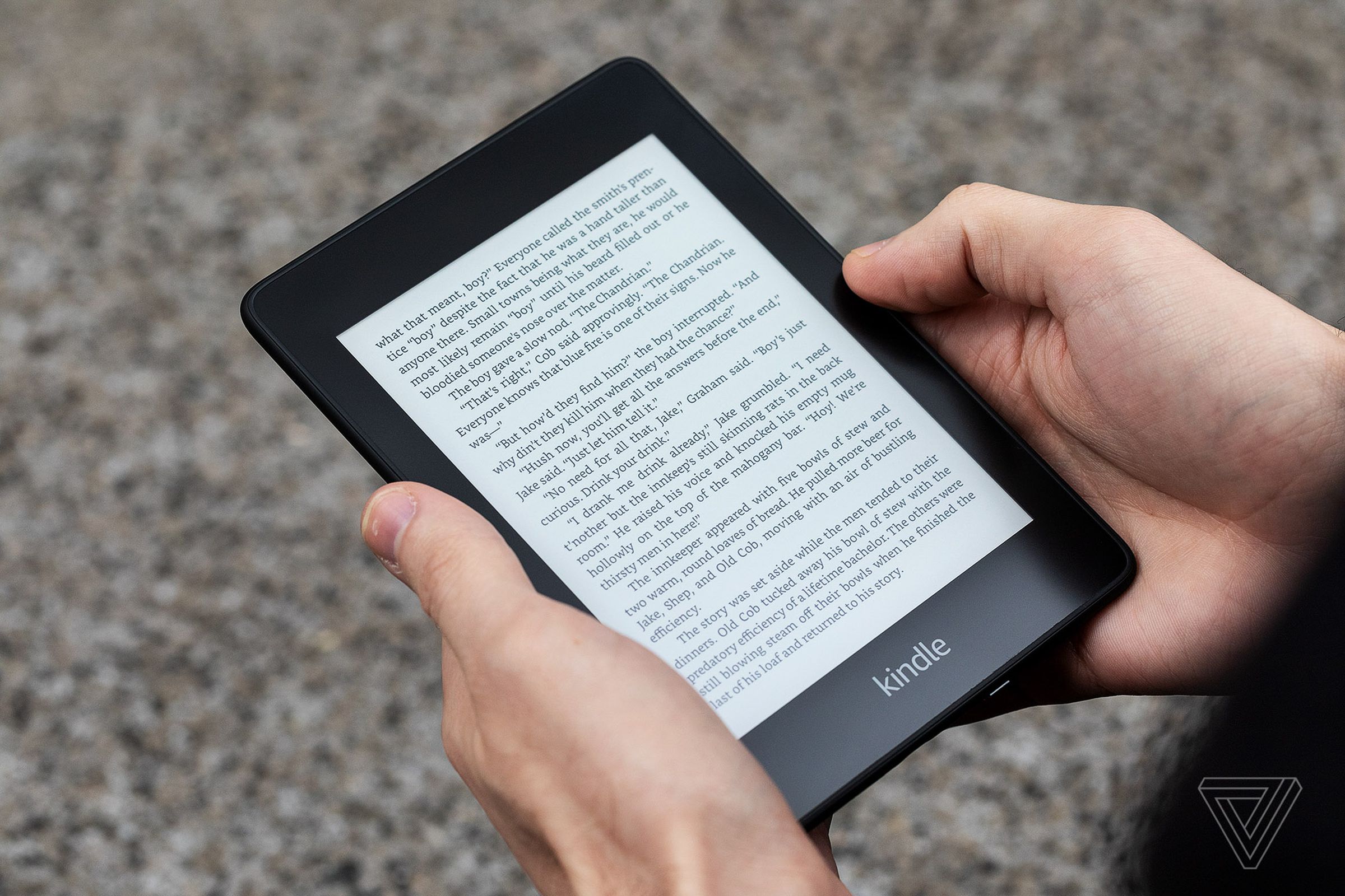 Тест электронной книги. Kindle Paperwhite 8. Amazon Kindle Paperwhite 2018. Читалка Киндл Амазон. Киндл Paperwhite 10.