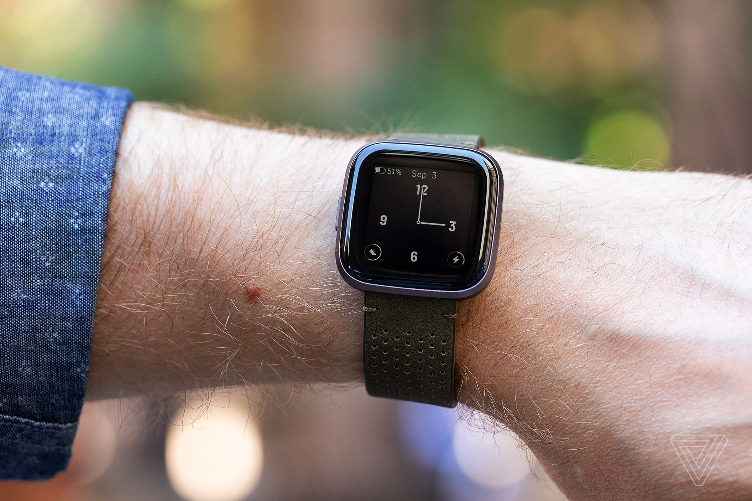 The new always-on display lets you see the time and your current workout, but not much more