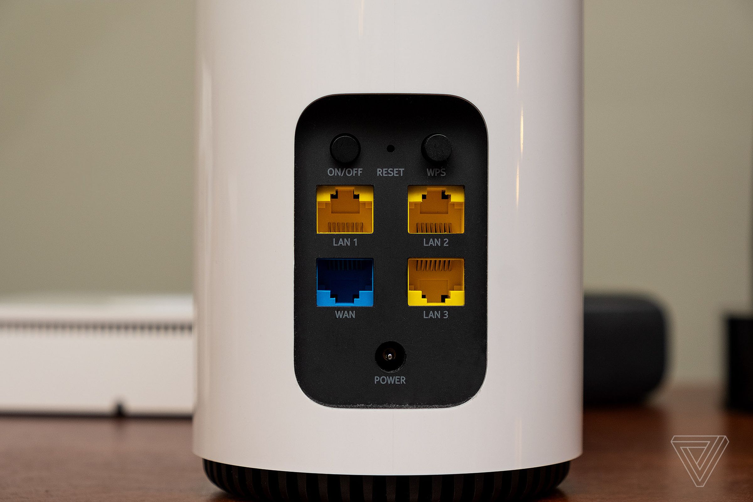 Each Beacon 3 unit has four Ethernet jacks for plugging in devices and hubs.