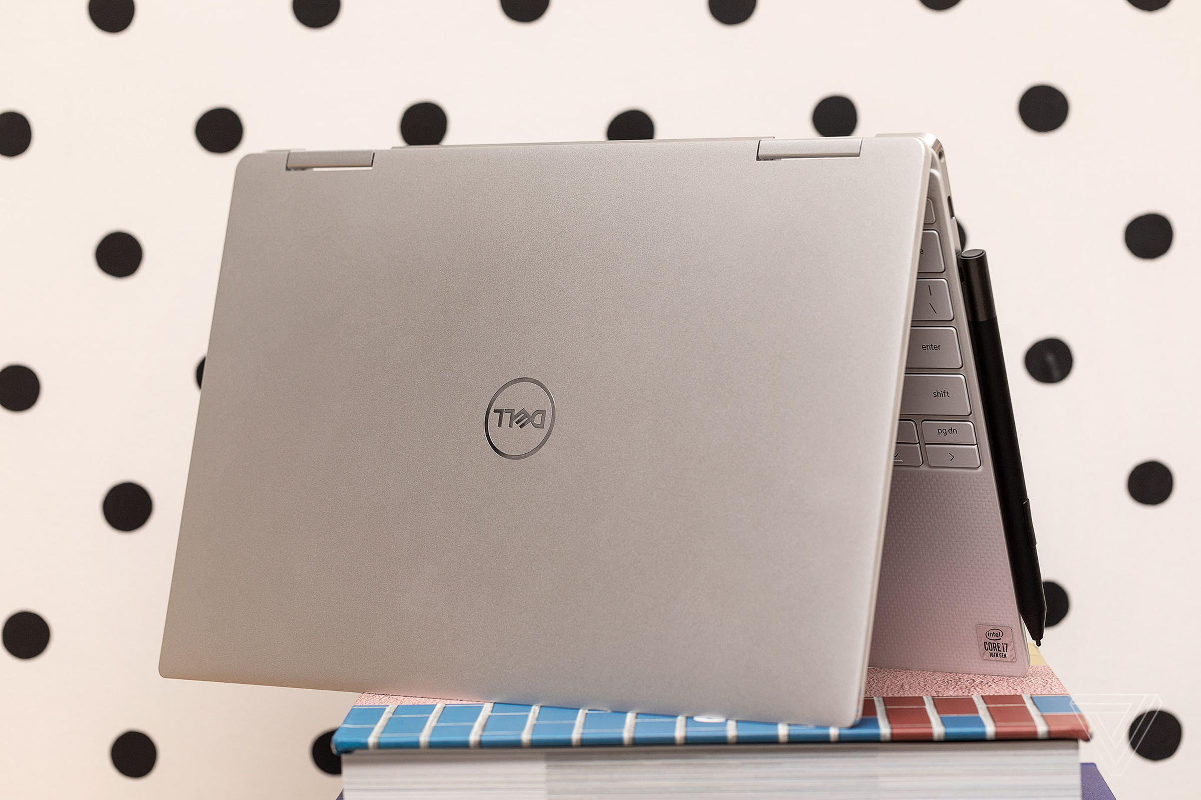 An optional pen can stick to the side of the XPS 13 2-in-1 via magnets