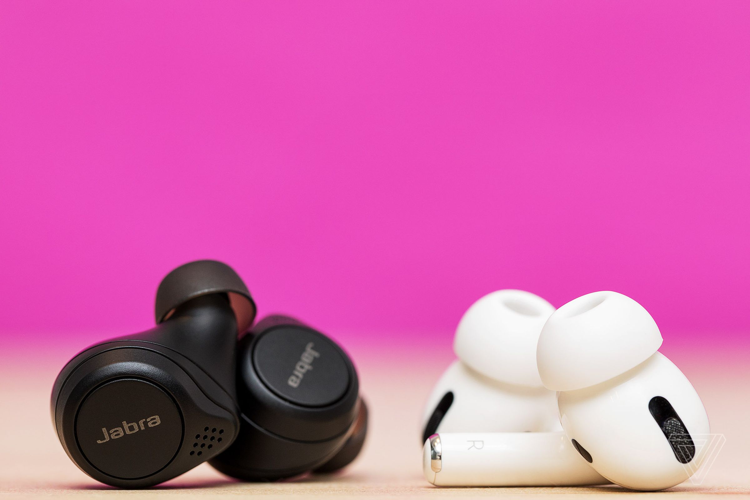 Jabra’s Elite 75t wireless earbuds are a comfortable alternative to Apple’s AirPods.