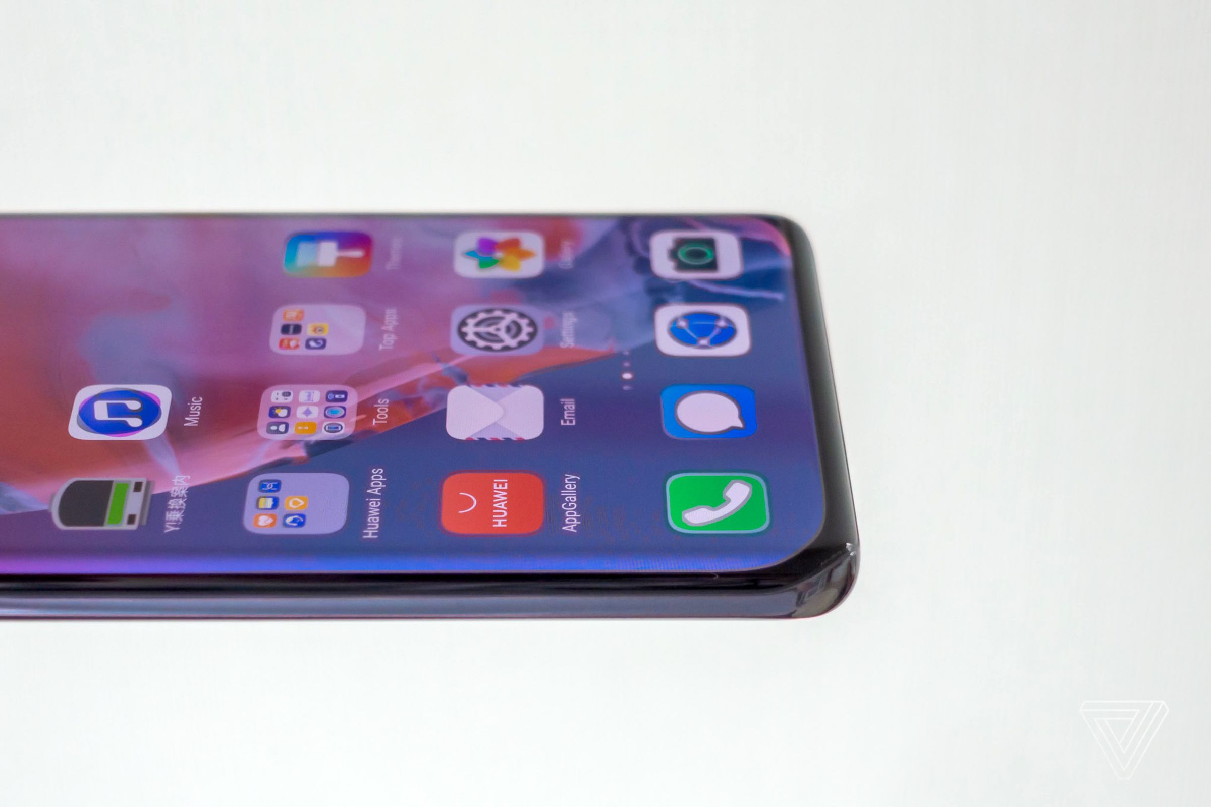 The P40 Pro’s screen curves on all four sides.